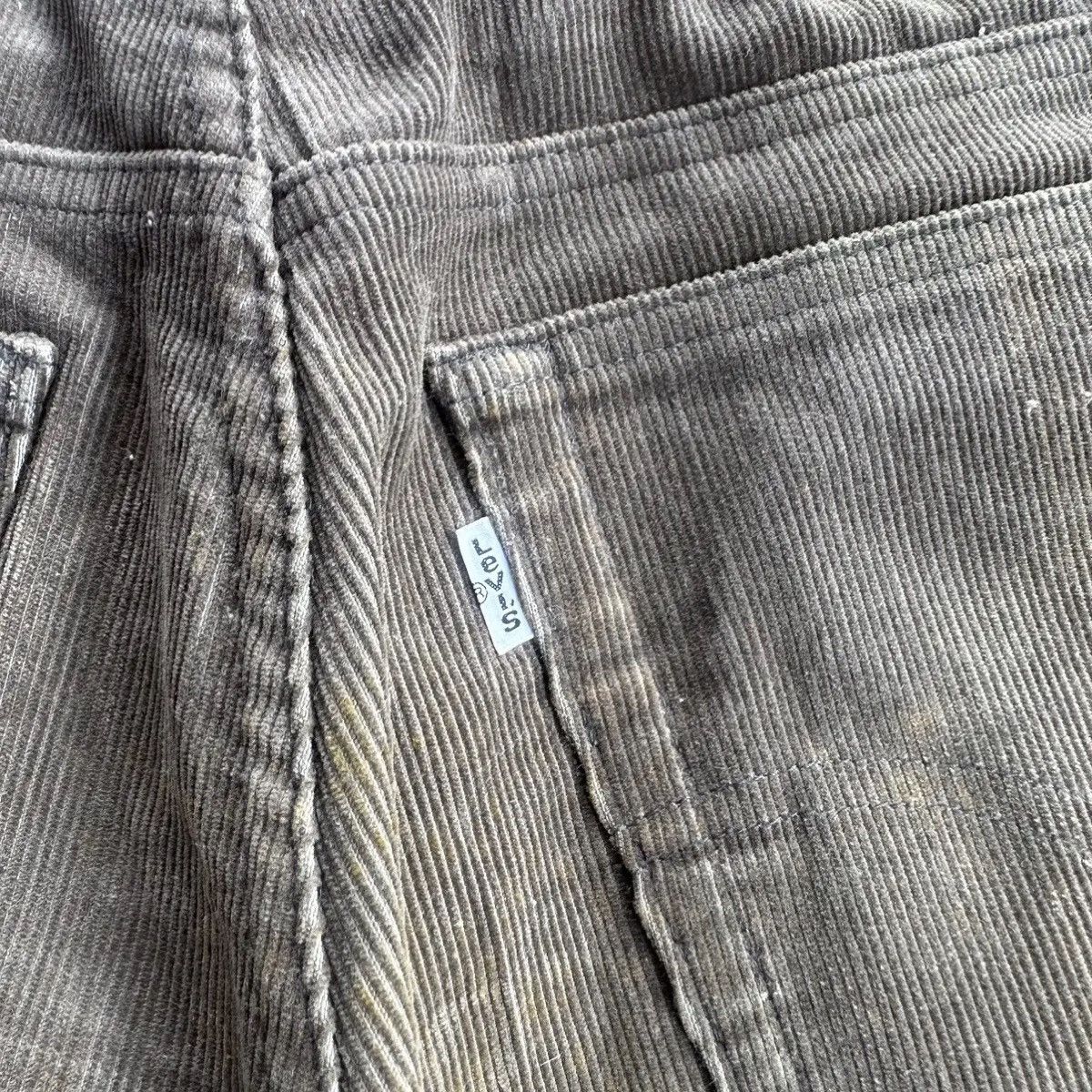 Levi's 90’s Vintage Levi’s 517 FLARE/BOOTCUT Corduroy Madein Japan Size US 31 - 17 Thumbnail