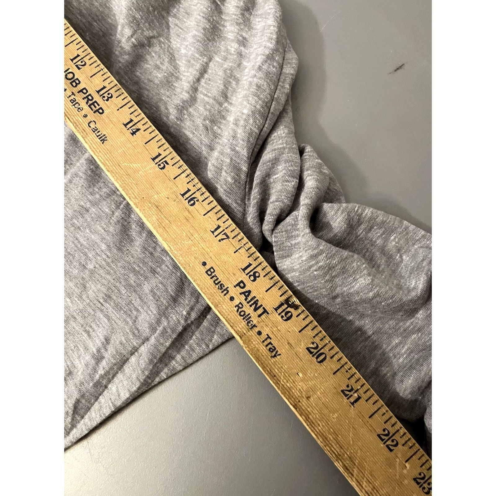 Old Navy Old Navy T-Shirt Women's Size Large Gray Waffle 3/4 Sleeve Crew Neck Tee Size L / US 10 / IT 46 - 5 Thumbnail