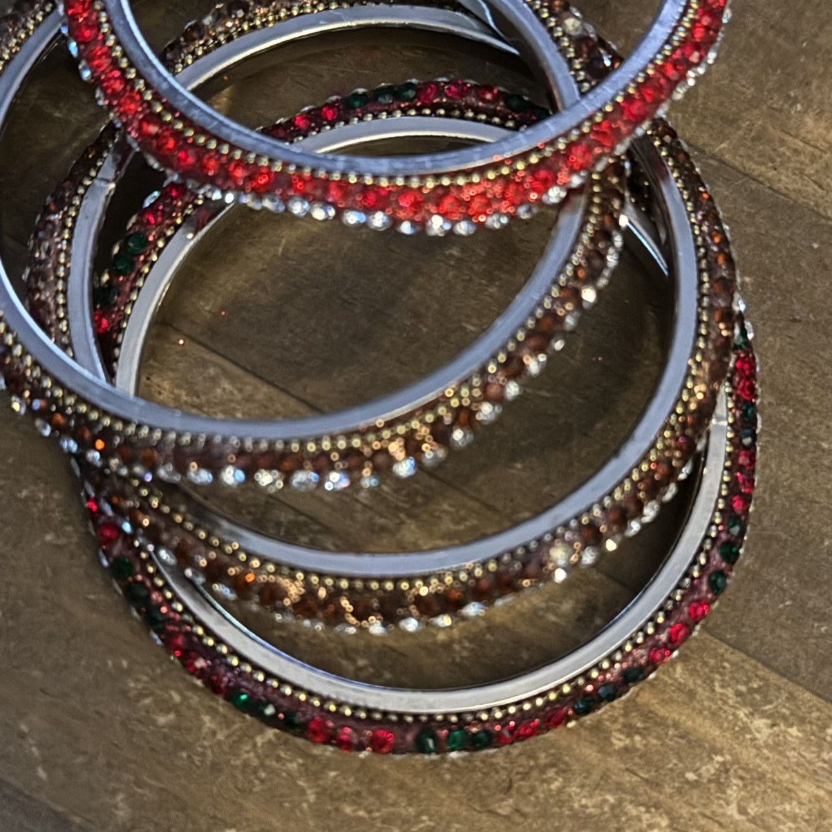 Other Assorted multicolor wavy rhinestone bangle bracelets Size ONE SIZE - 2 Thumbnail