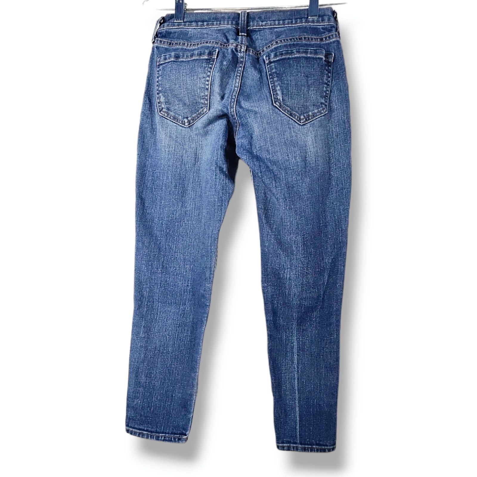 Old Navy EUC Old Navy Distressed Boyfriend Skinny Jeans Sz. 0 Regular Size 25" / US 0 / IT 36 - 3 Thumbnail