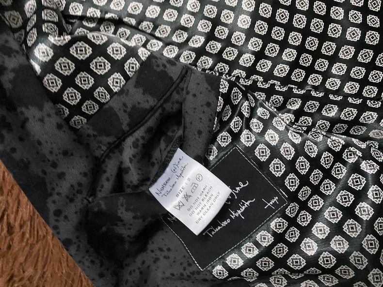 Number (N)ine Number (N)ine Size 2 Show black beige flag suit jacket 2503 Size 44R - 3 Thumbnail
