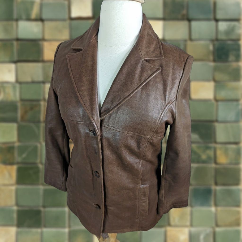Vintage VINTAGE Wilsons Leather Coat Brown Leather Jacket Women Large Distressed Zip 90s Biker Bomber Overcoat Casual Seasonal) Size L / US 10 / IT 46 - 1 Thumbnail