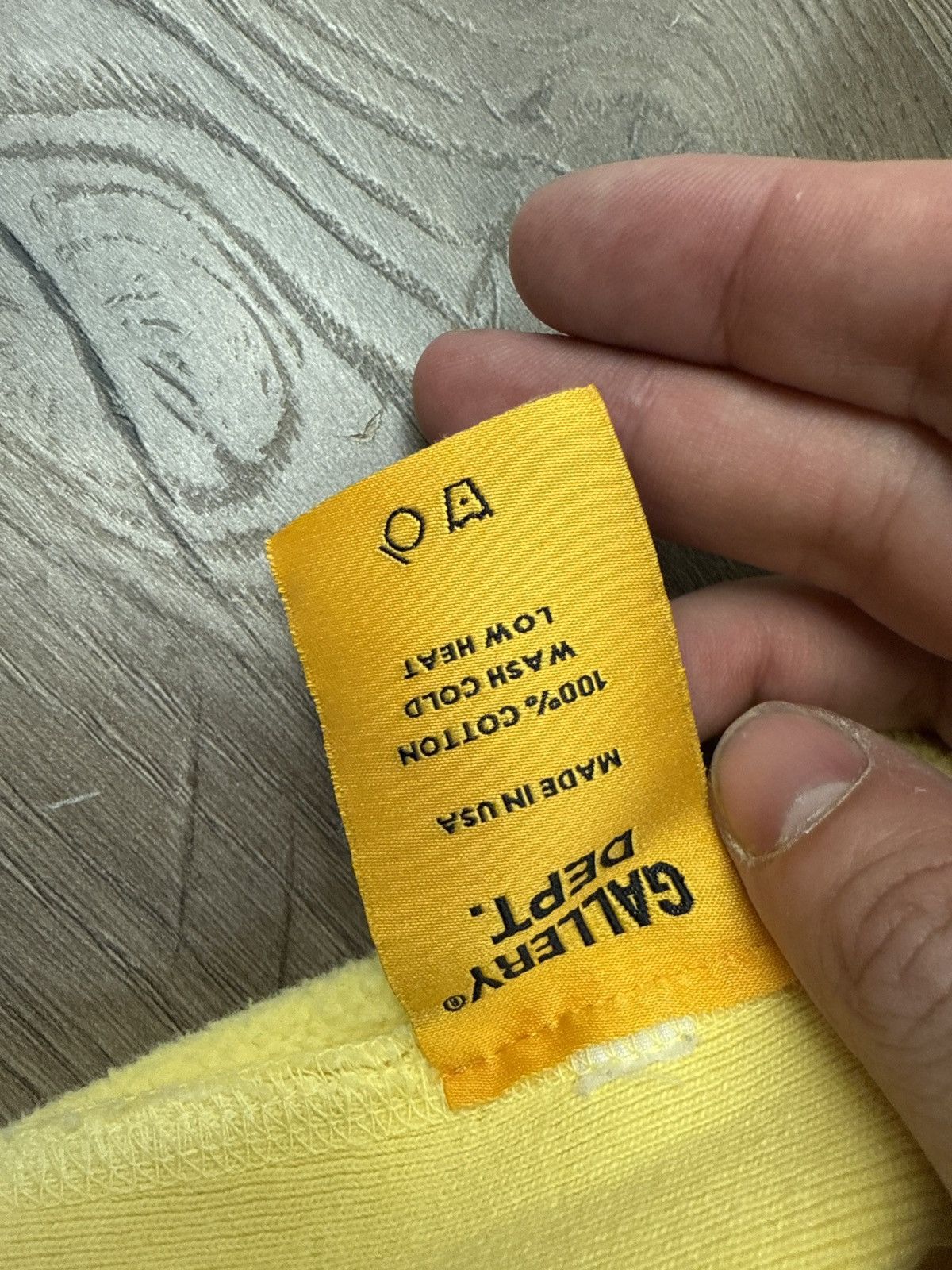 Gallery Dept. Gallery dept sleeve hooded sweatshirt yellow large Size US L / EU 52-54 / 3 - 8 Thumbnail