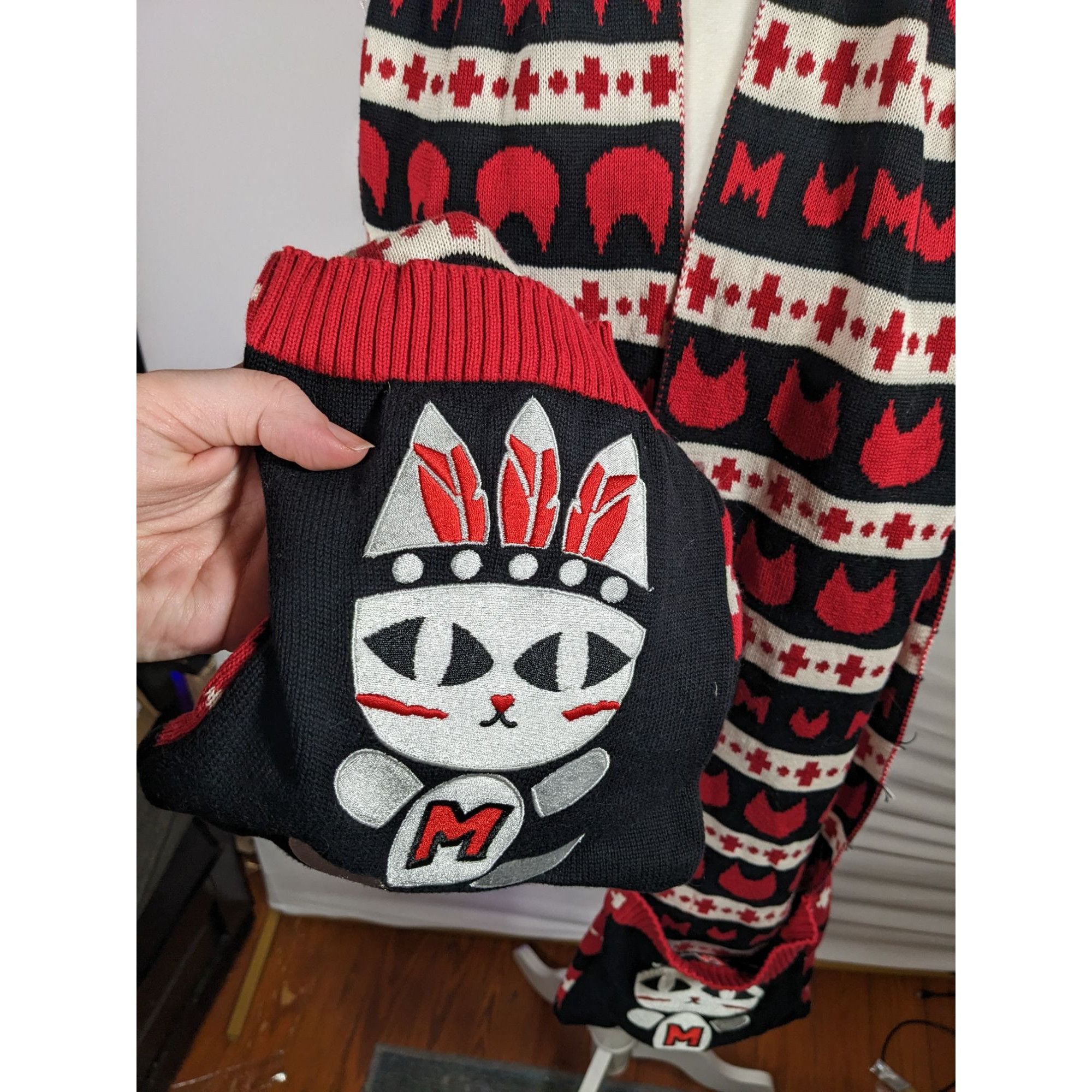 Other Azona A02 Black And Red Reversible Cat Scarf With Pockets Size ONE SIZE - 9 Thumbnail