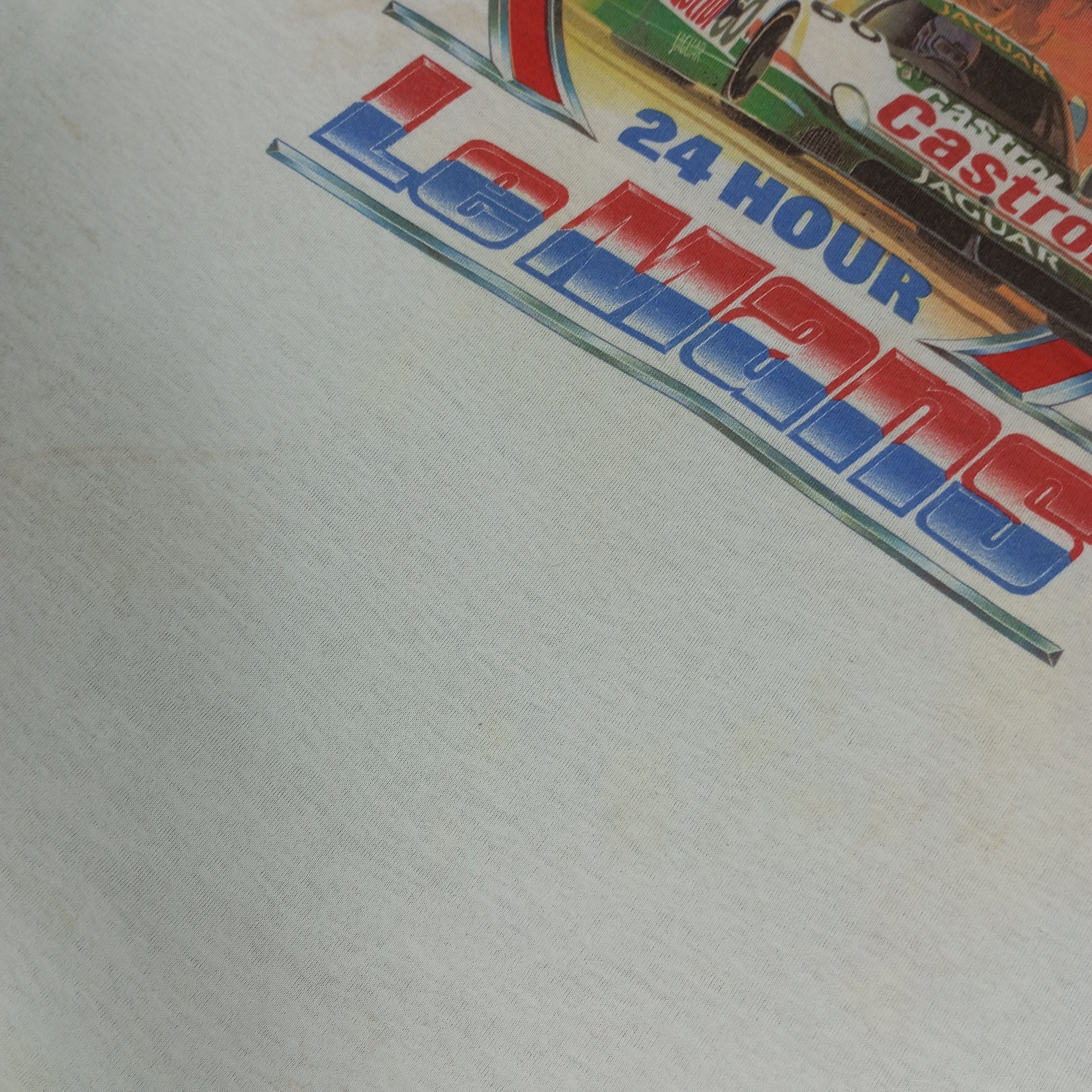 Vintage Castrol Racing Jaguar 24 Hour Le Mans Vintage Tshirt Size US M / EU 48-50 / 2 - 8 Thumbnail