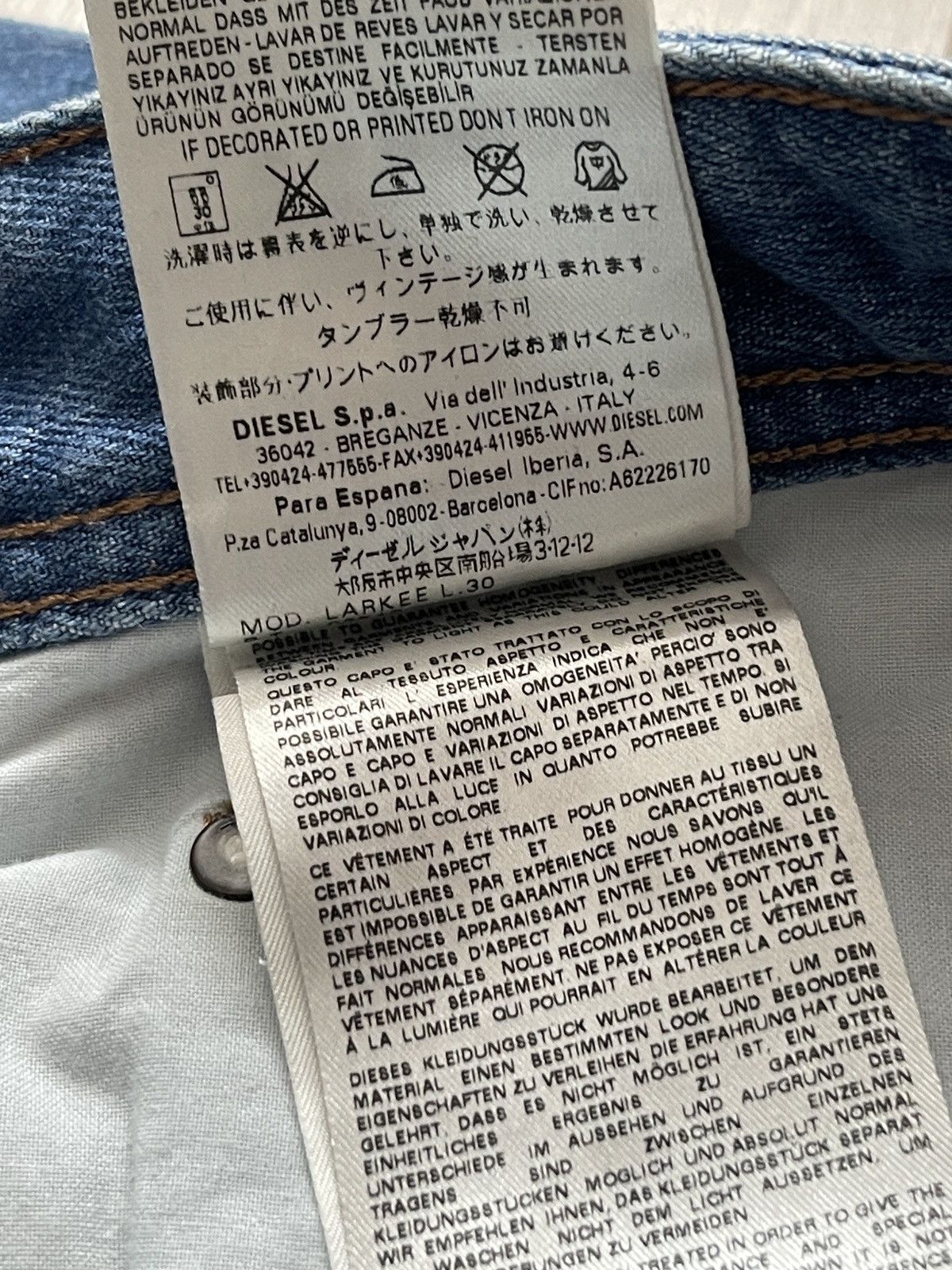 Diesel × Vintage Vintage Diesel Blue Jeans Distressed Denim Size US 32 / EU 48 - 11 Thumbnail