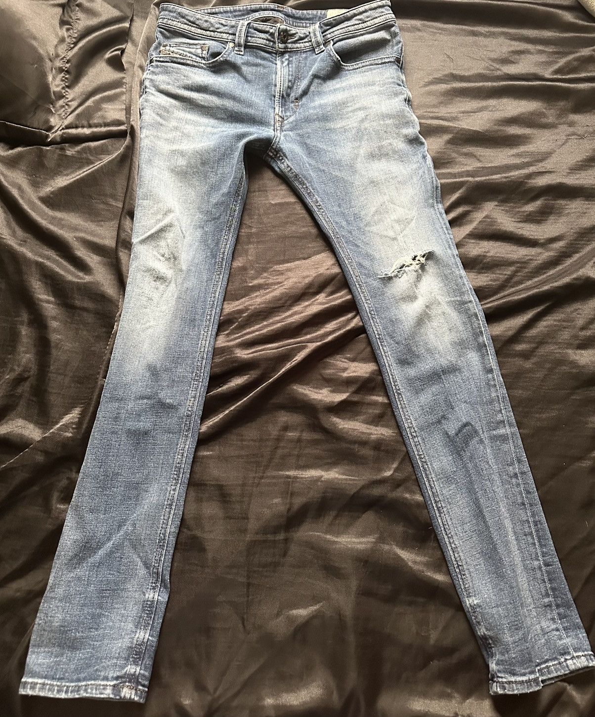 Diesel DIESEL VINTAGE DISTRESSED DENIM JEAN Size US 30 / EU 46 - 1 Thumbnail