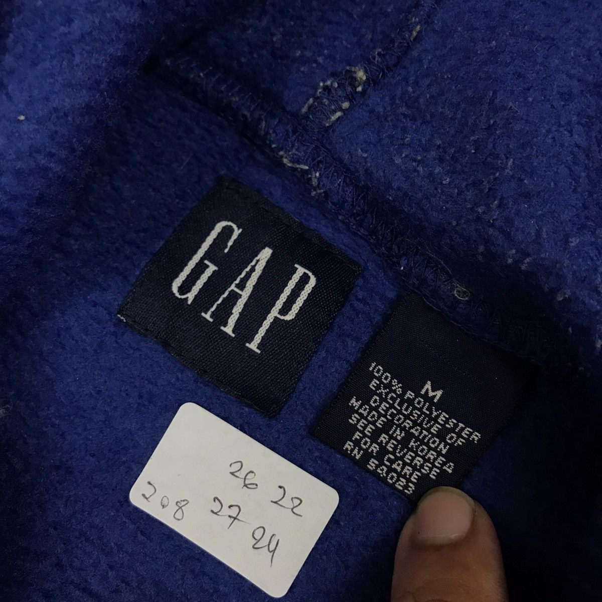 Gap Offer💥Gap embroidery sweatshirt hoodie Blue Colour size M Size US M / EU 48-50 / 2 - 9 Thumbnail