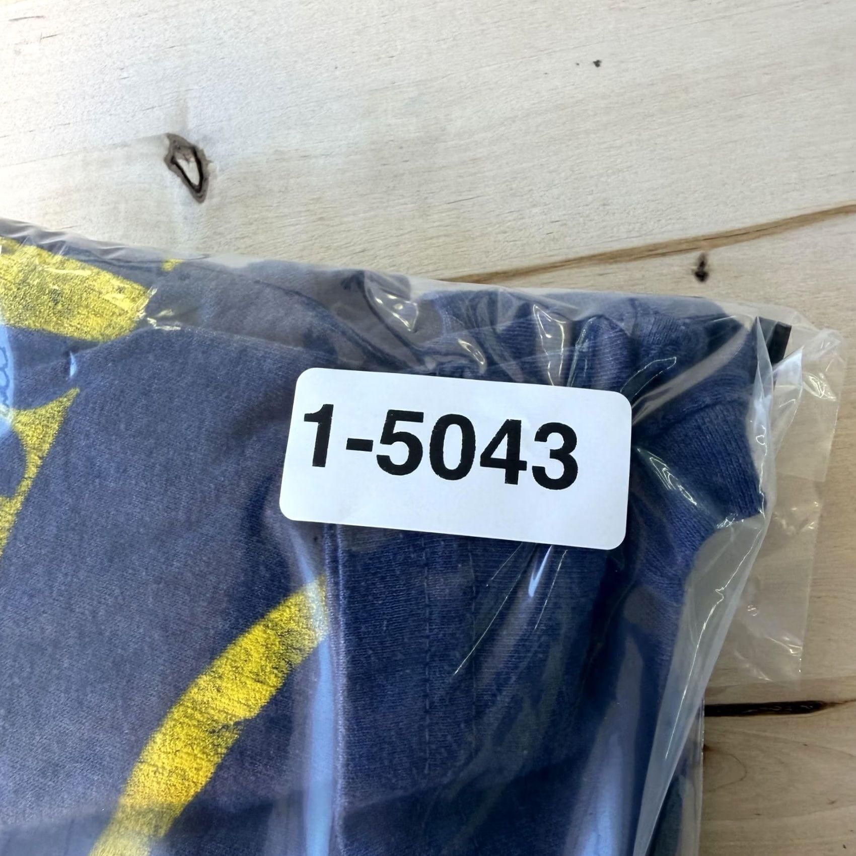 Vintage Nirvana Shirt Medium Blue Smiley Face Graphic Band Tee Cotton Blend Mens Size US M / EU 48-50 / 2 - 6 Thumbnail