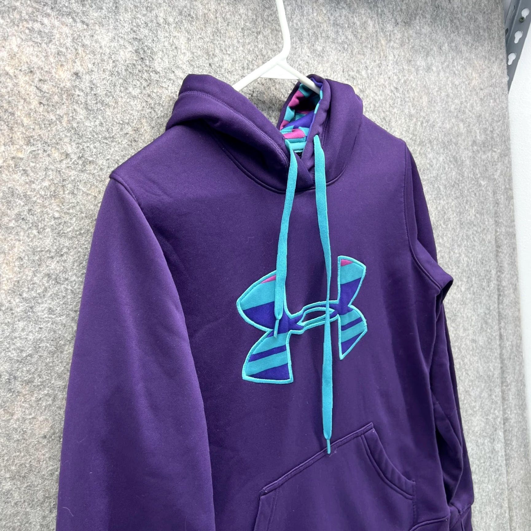 Under Armour VINTAGE? No. Under Armour Sweater Women Small Purple Hooded UA Storm Sweatshirt Knit Shirt Mens Womens? Size S / US 4 / IT 40 - 3 Thumbnail