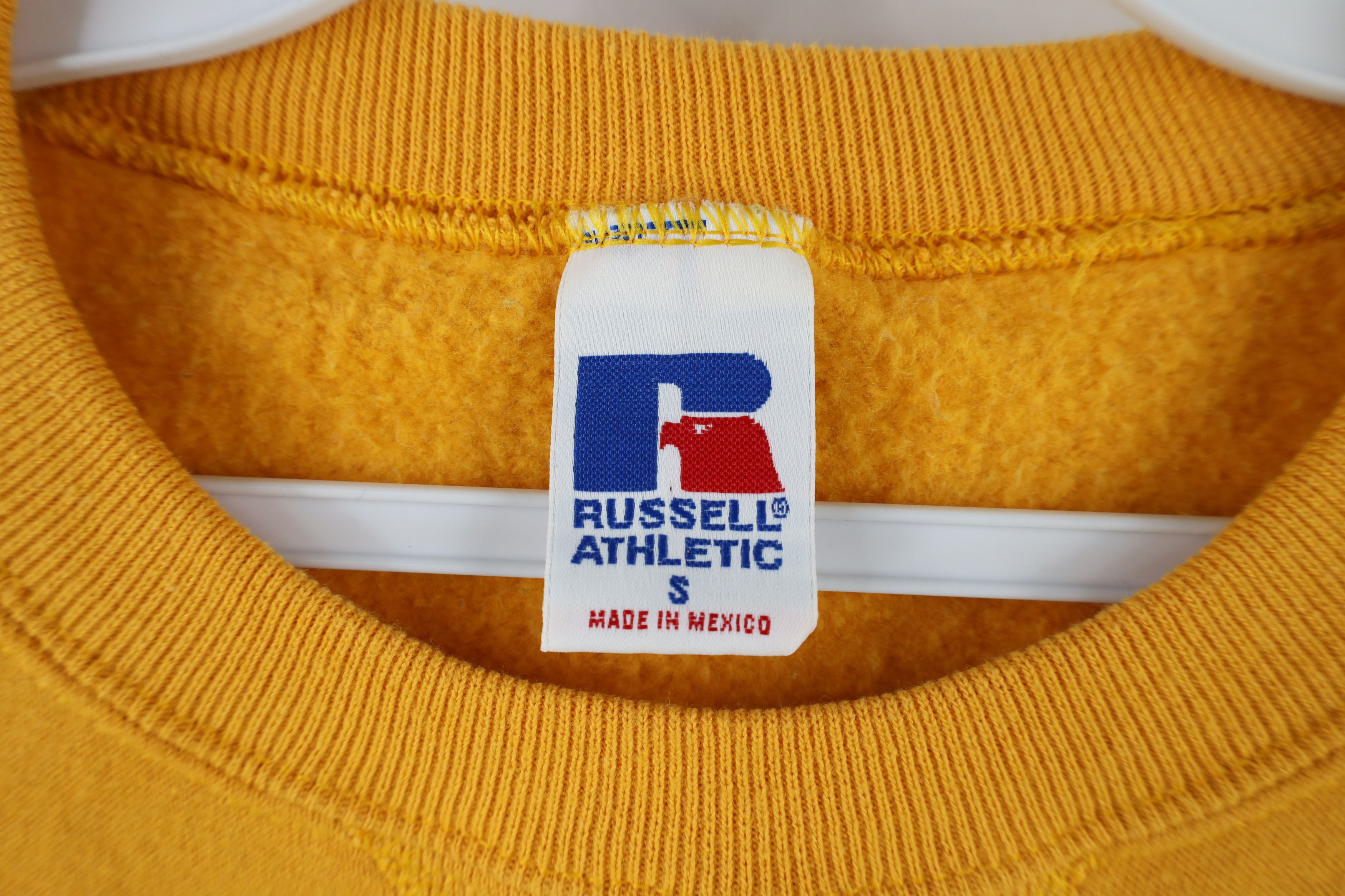 Russell Athletic × Vintage Vintage 90s Russell Athletic Crewneck Sweatshirt Yellow Size US S / EU 44-46 / 1 - 5 Thumbnail