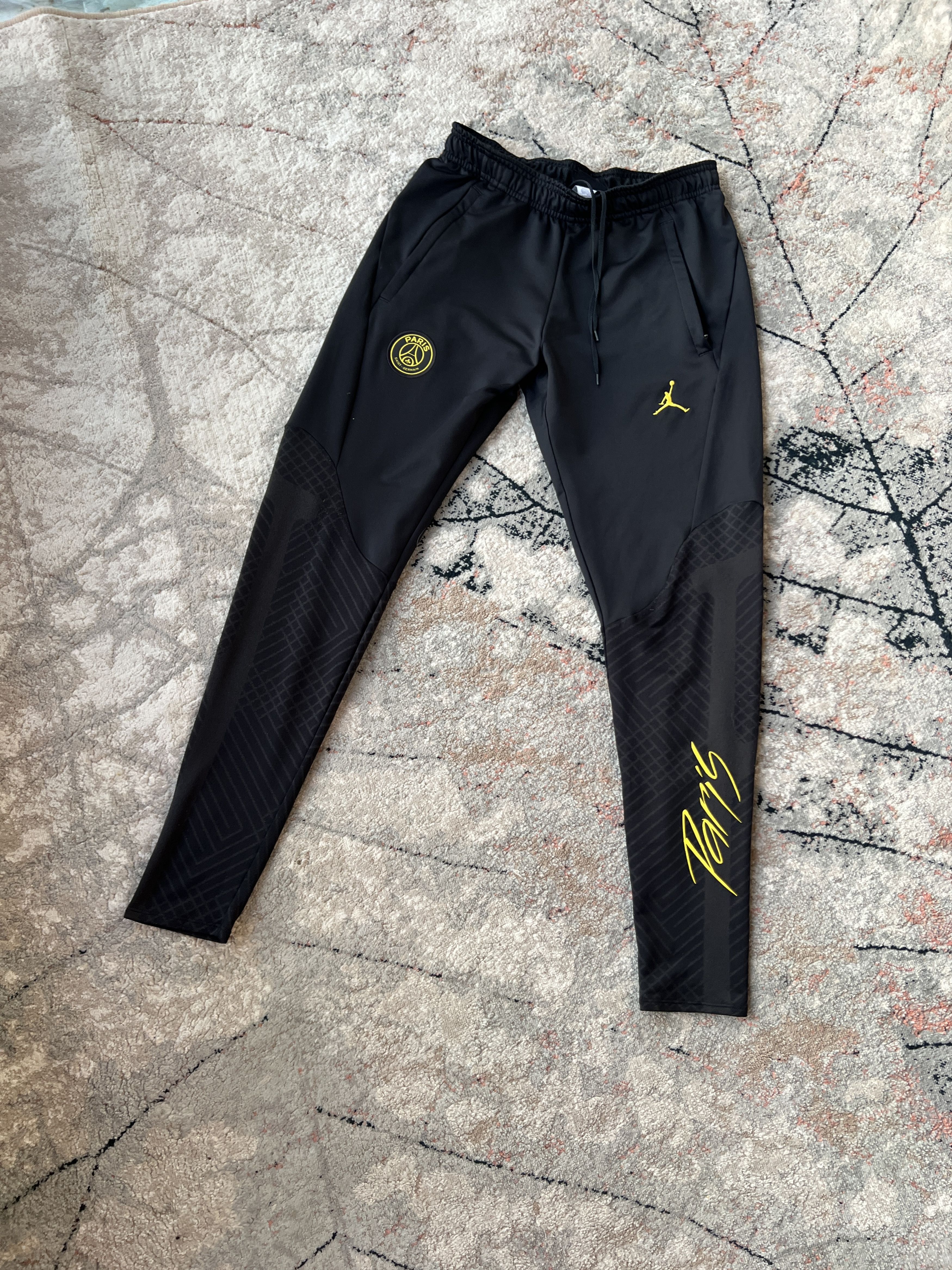 Jordan Brand Jordan PSG Football Sweatpants Size US 30 / EU 46 - 1 Thumbnail