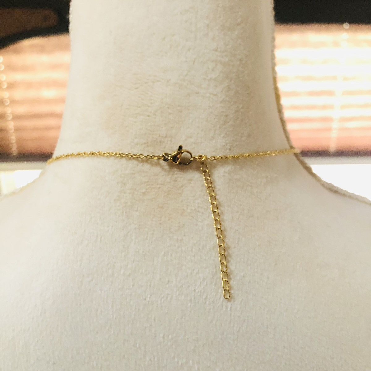 Handmade Handcrafted vintage gold cap aurora borealis necklace Size ONE SIZE - 4 Thumbnail