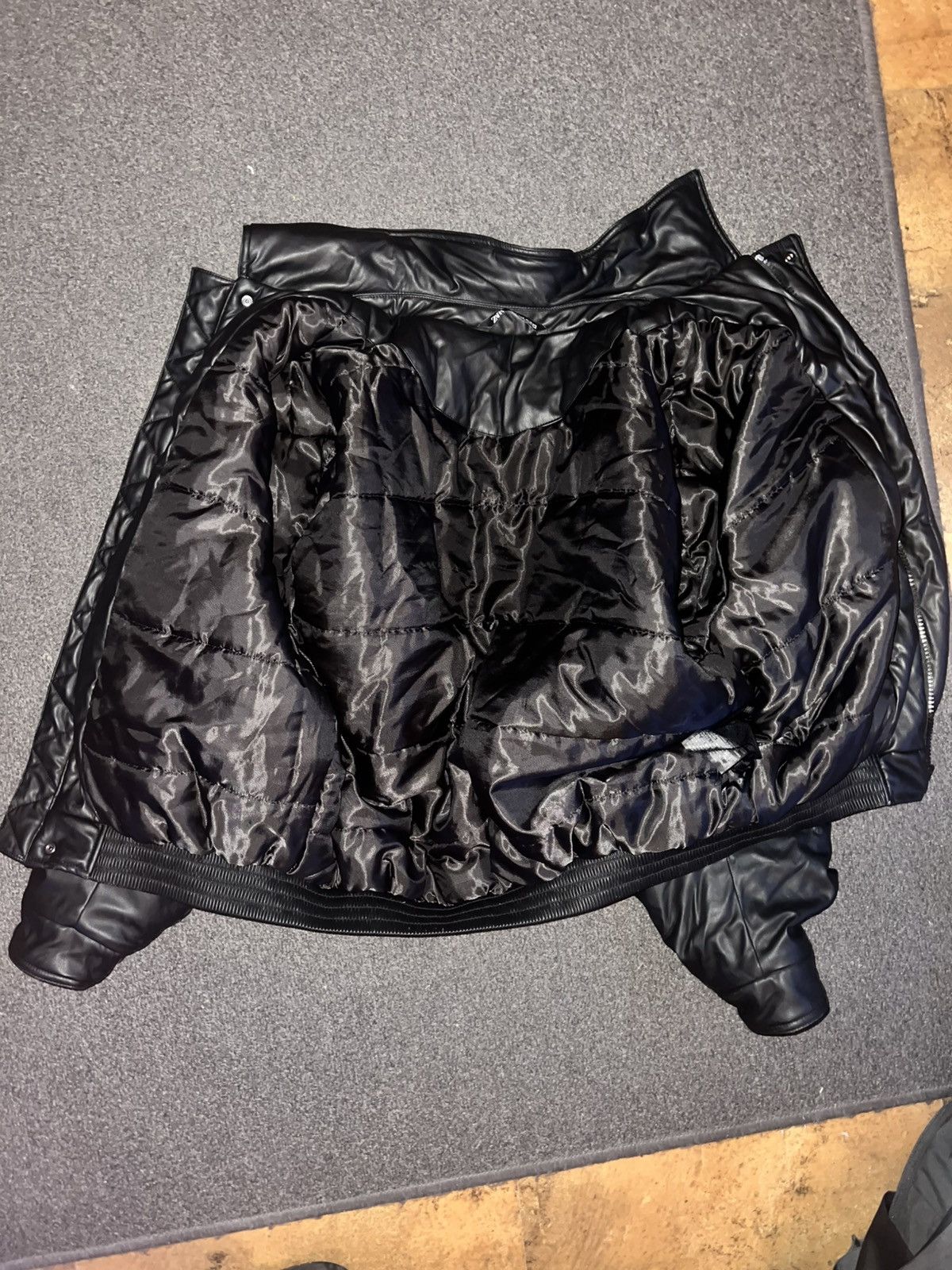 Zara Zara leather bomber jacket Size M / US 6-8 / IT 42-44 - 4 Thumbnail