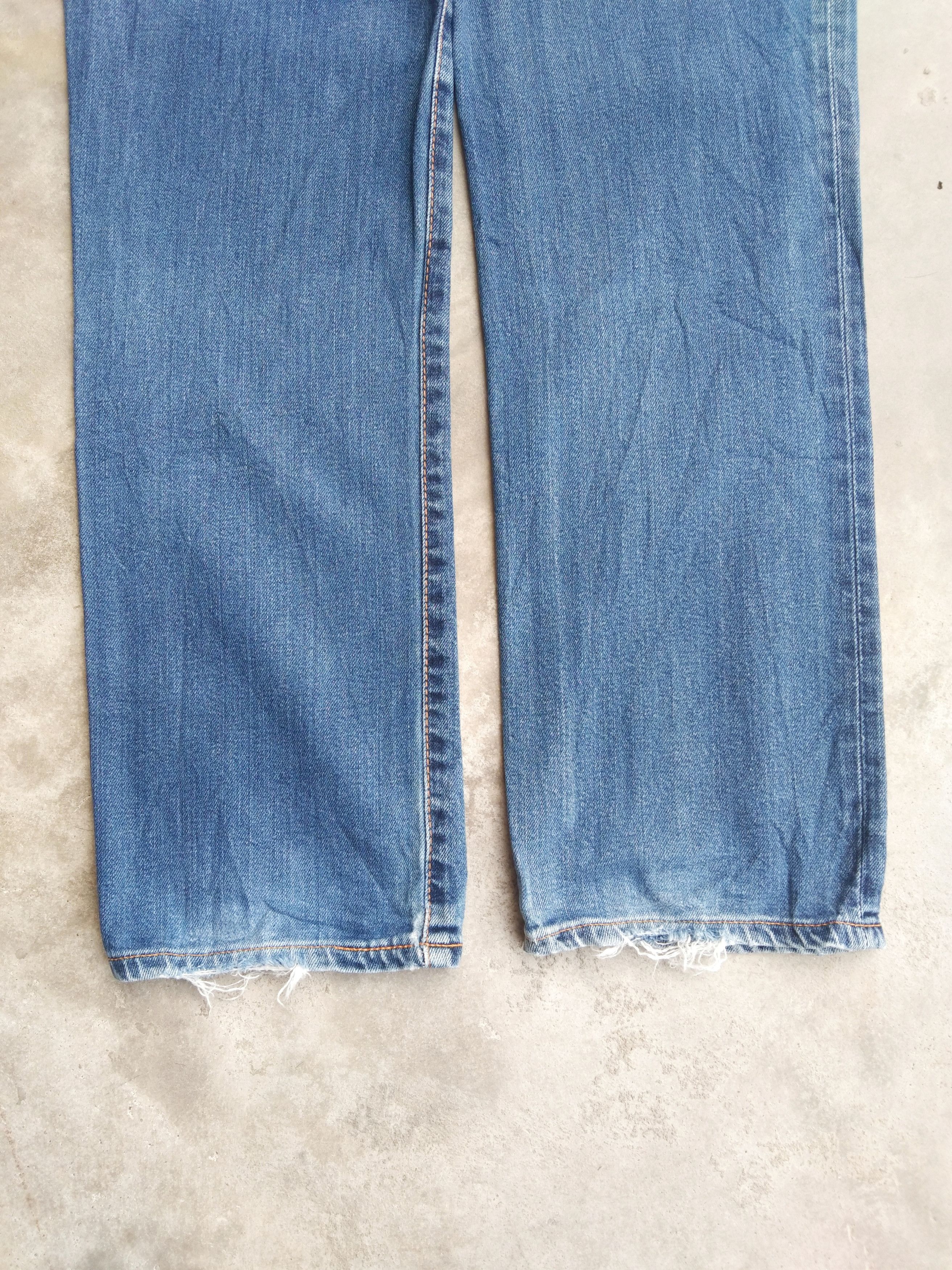 Japanese Brand Vintage Faded Blue Edwin Distressed Jeans 30x32 Size US 30 / EU 46 - 3 Thumbnail