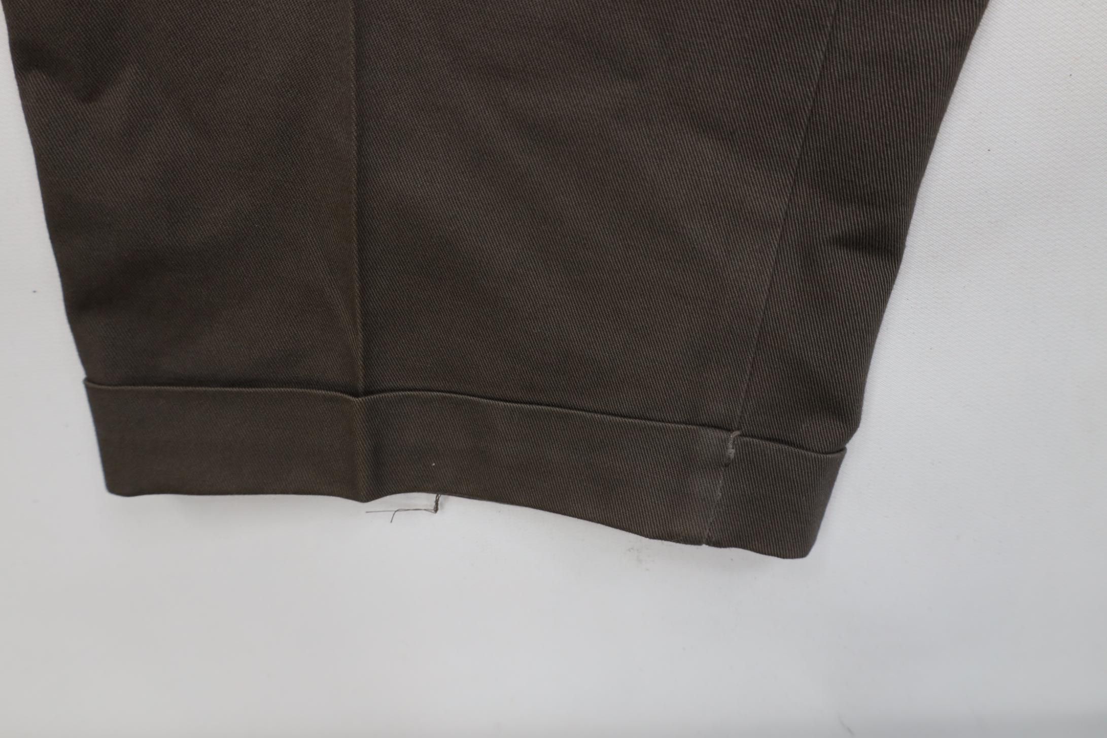 Vintage Vintage 90s Streetwear Pleated Cuffed Chino Pants Trousers Size US 34 / EU 50 - 6 Thumbnail