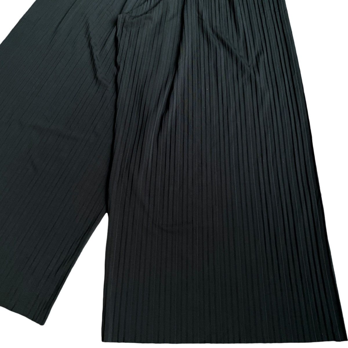 Issey Miyake × Japanese Brand × Vintage Rare Japanese Brand S&R Pleats Ultra Wide Pants Size US 32 / EU 48 - 6 Thumbnail