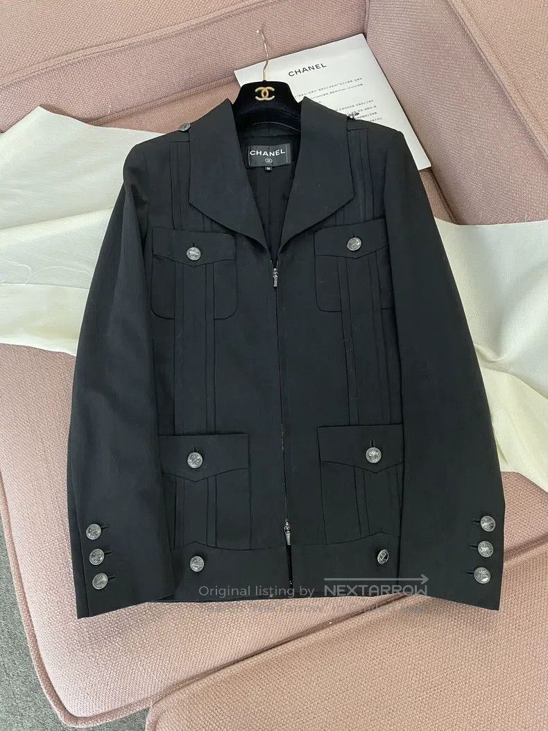 Chanel Chanel 17C black silver buckle old coat Size XS / US 0-2 / IT 36-38 - 1 Thumbnail