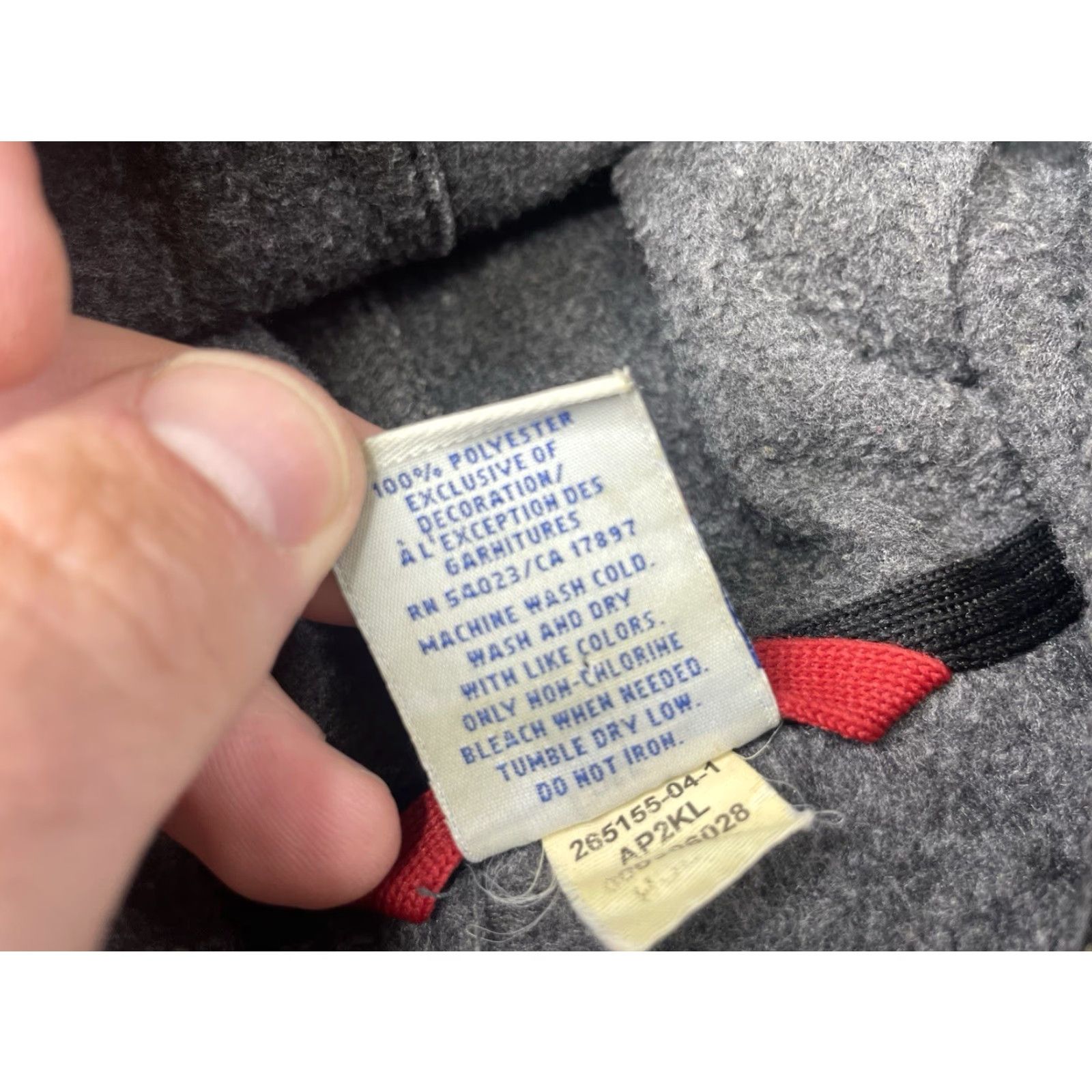 Old Navy VINTAGE Old Navy Hoodie Sweatshirt Gray Fleece Embroidered Size Large Mens Crew Neck Long Sleeve Hooded Pockets 80s 90s Size US L / EU 52-54 / 3 - 5 Thumbnail