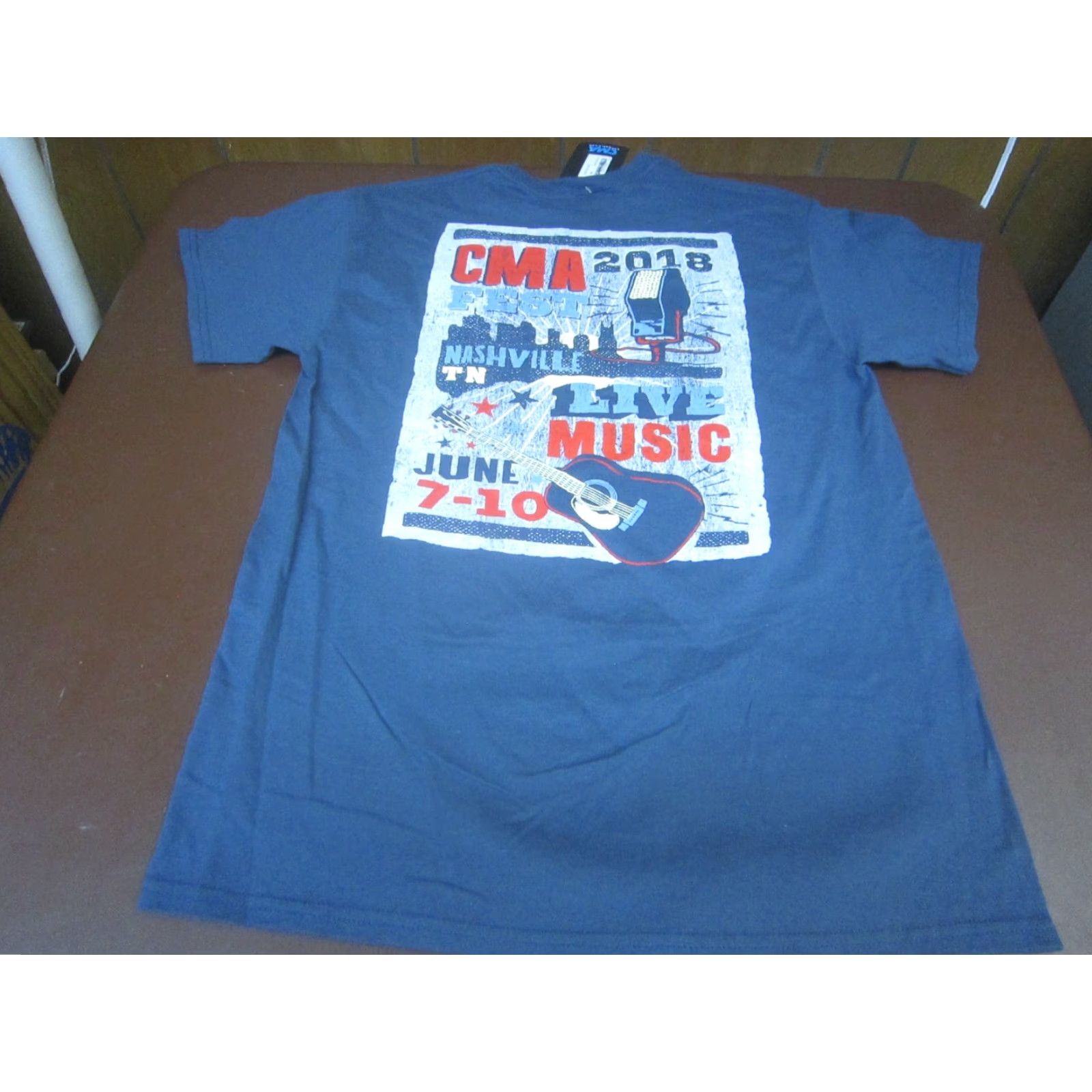 Vintage VINTAGE CMA T-Shirt Medium Unisex Adults Blue 2018 Country Music Association Festival Graphic Tee Music Sign CMA Men/Women? Size US M / EU 48-50 / 2 - 7 Thumbnail