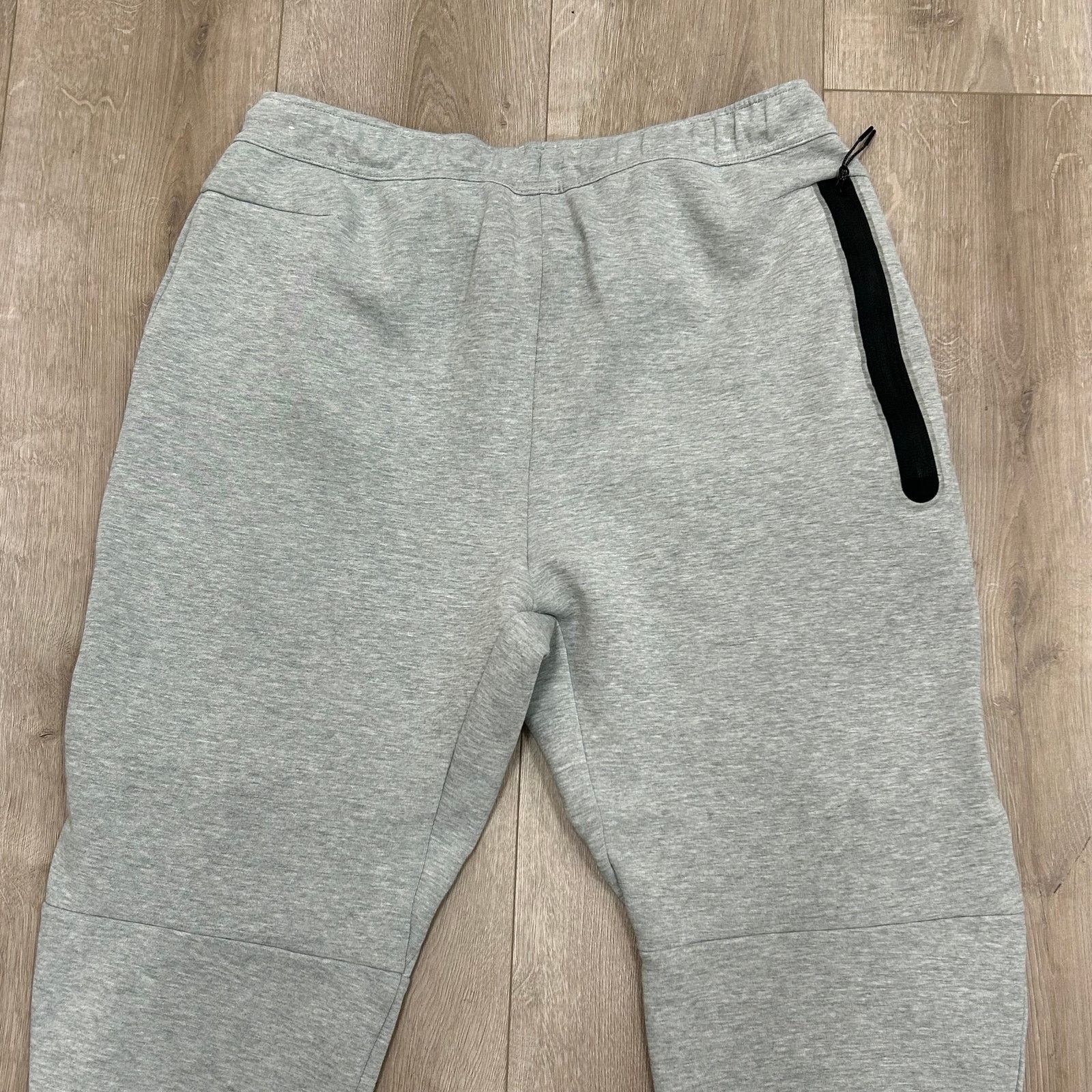 Nike Nike Tech Fleece Jogger Pants XL Grey Heather B3 Size US 34 / EU 50 - 8 Thumbnail