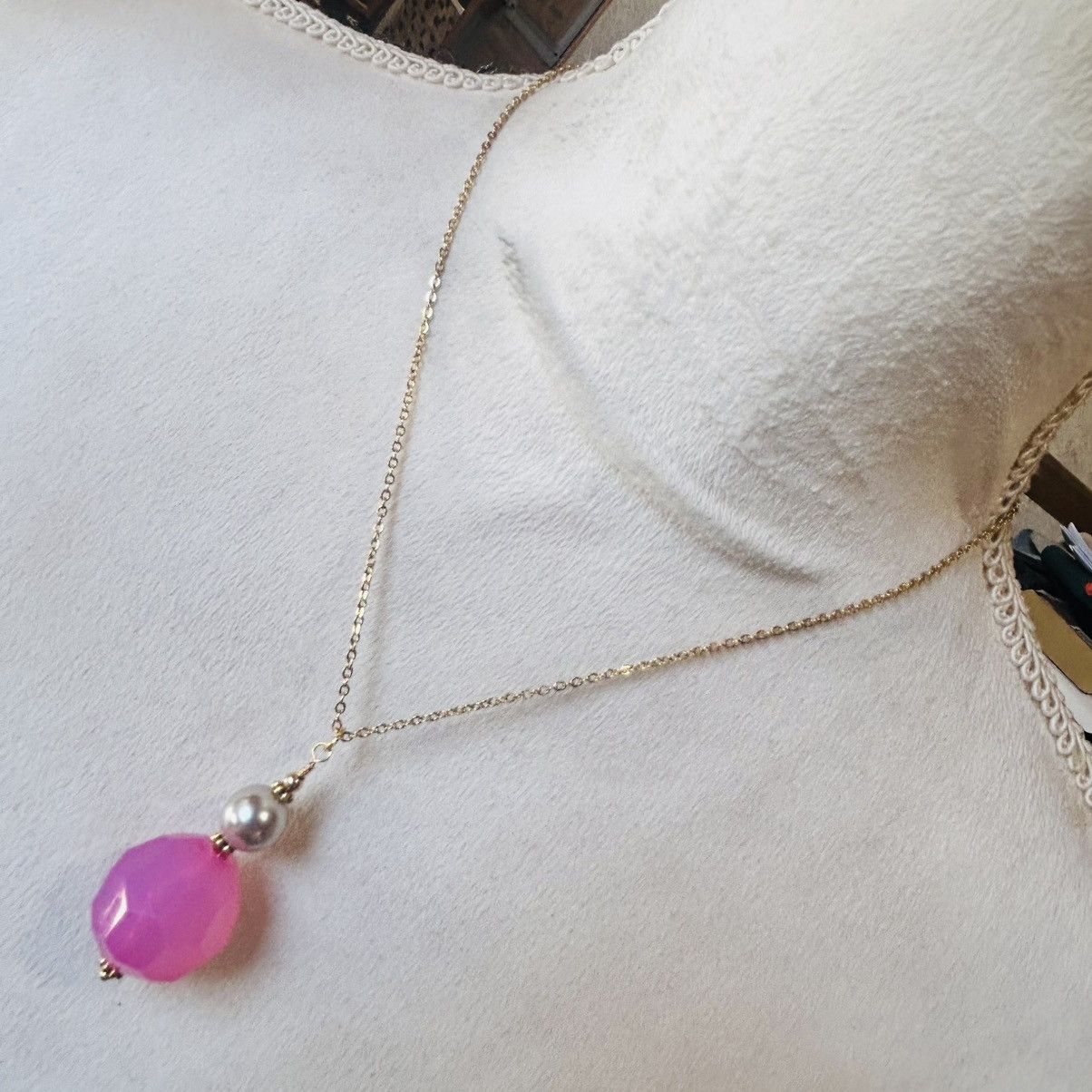 Handmade Handcrafted bold chunky pink crackle resin pearl set Size ONE SIZE - 4 Thumbnail