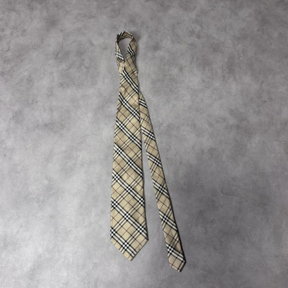 Burberry Burberry London Men's Classic Pattern Neck Tie Silk Size ONE SIZE - 2 Thumbnail