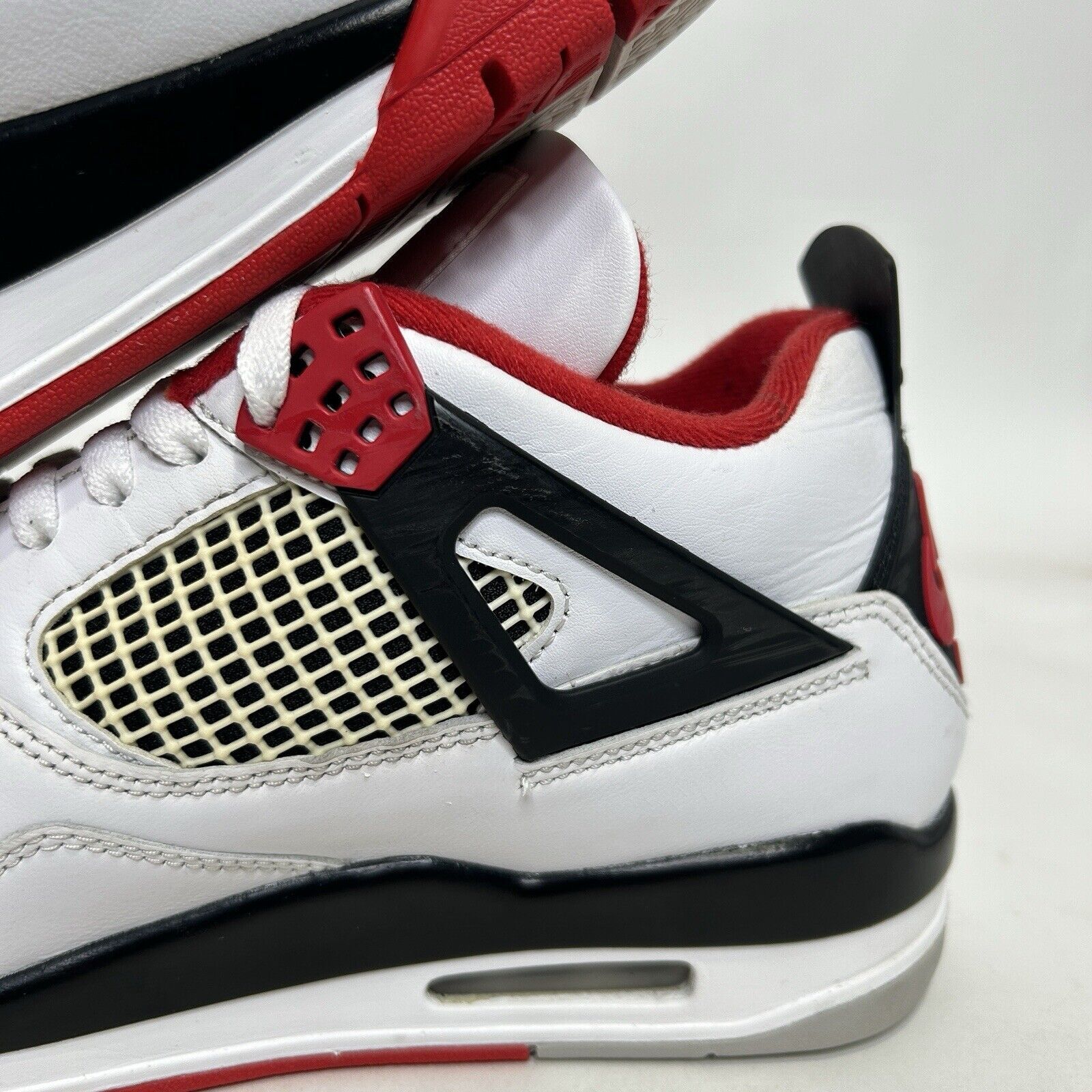 Nike Nike Air Jordan 4 Retro OG “Fire Red” 2020 Size US 9.5 / EU 42-43 - 7 Thumbnail
