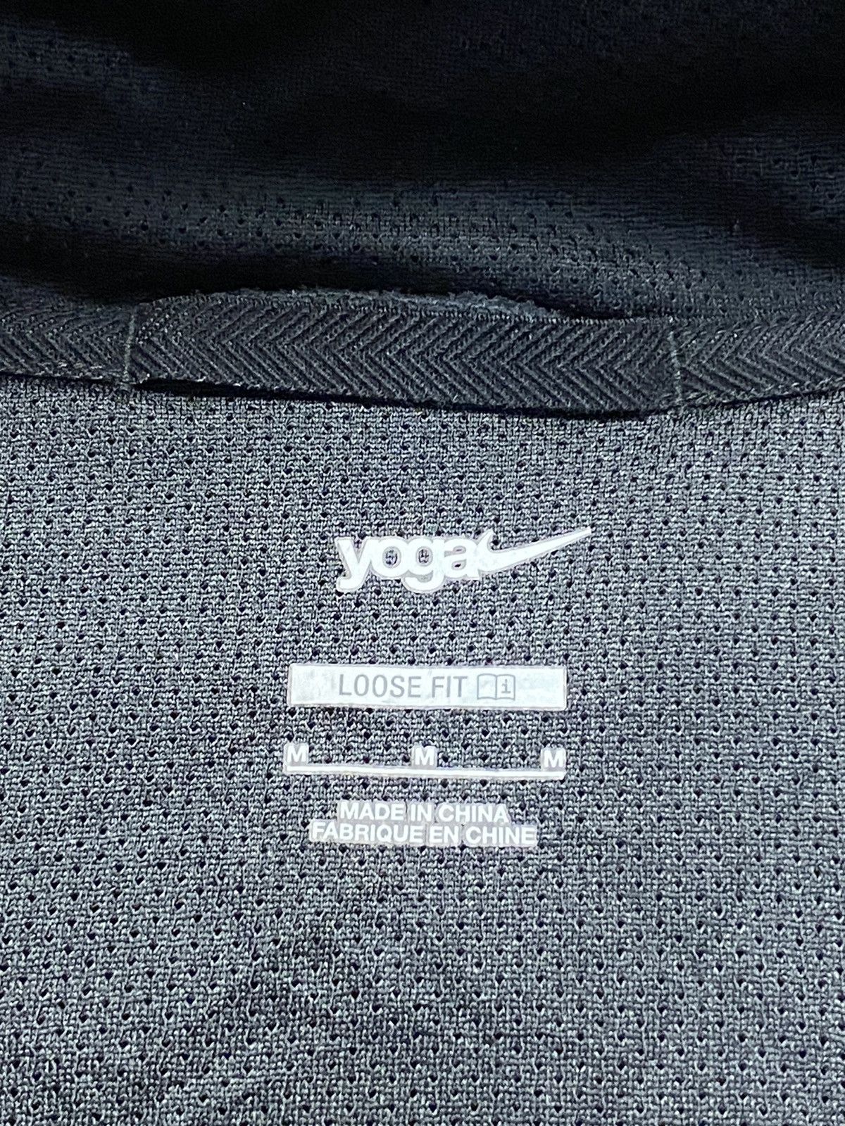 Nike Y2K Nike Yoga Men's 1/2 Snap Pull over Faux Fur Sweats Size US M / EU 48-50 / 2 - 7 Thumbnail