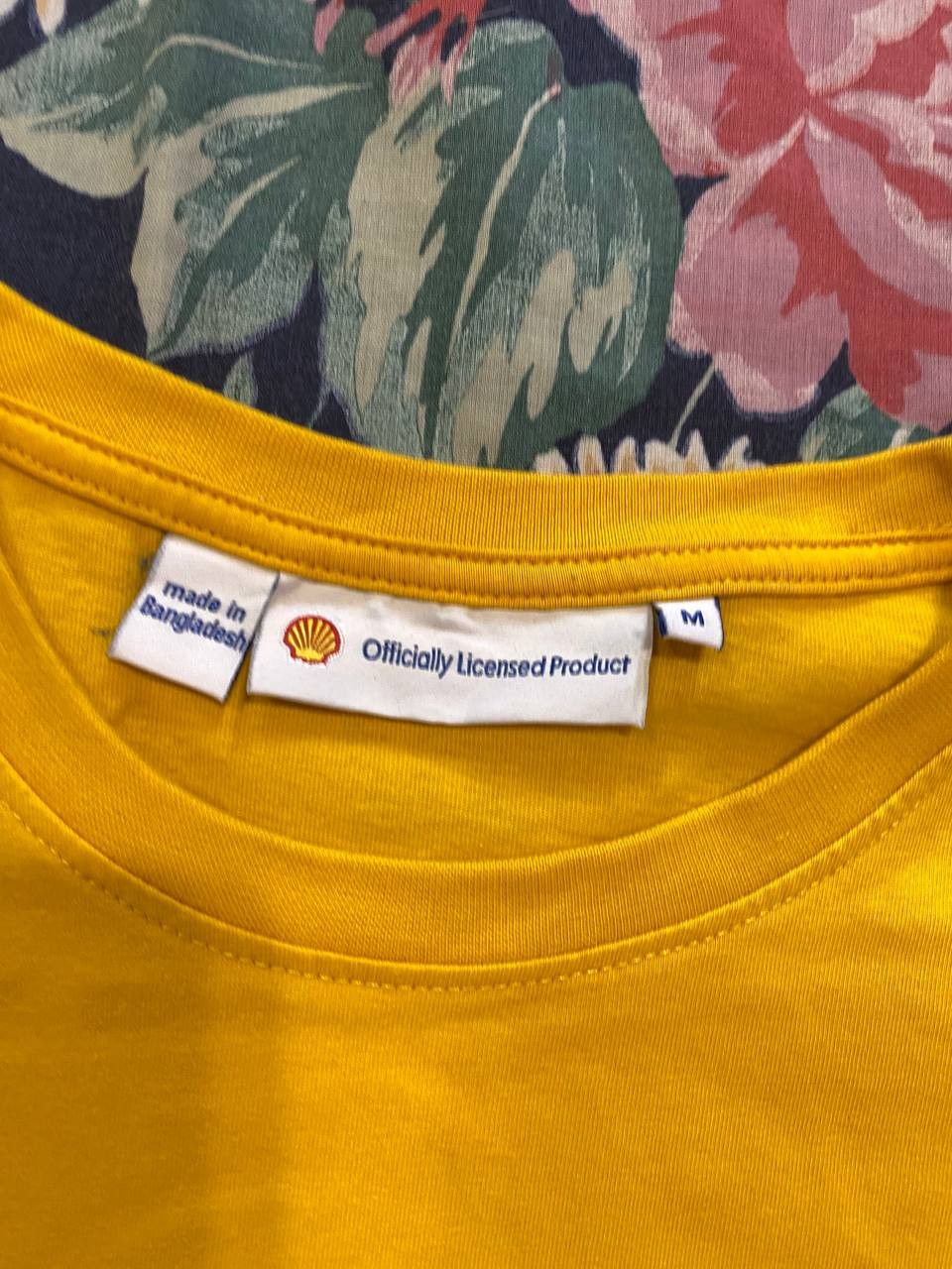Marlboro Y2K Marlboro T-shirt yellow big print Vintage Size US M / EU 48-50 / 2 - 2 Thumbnail