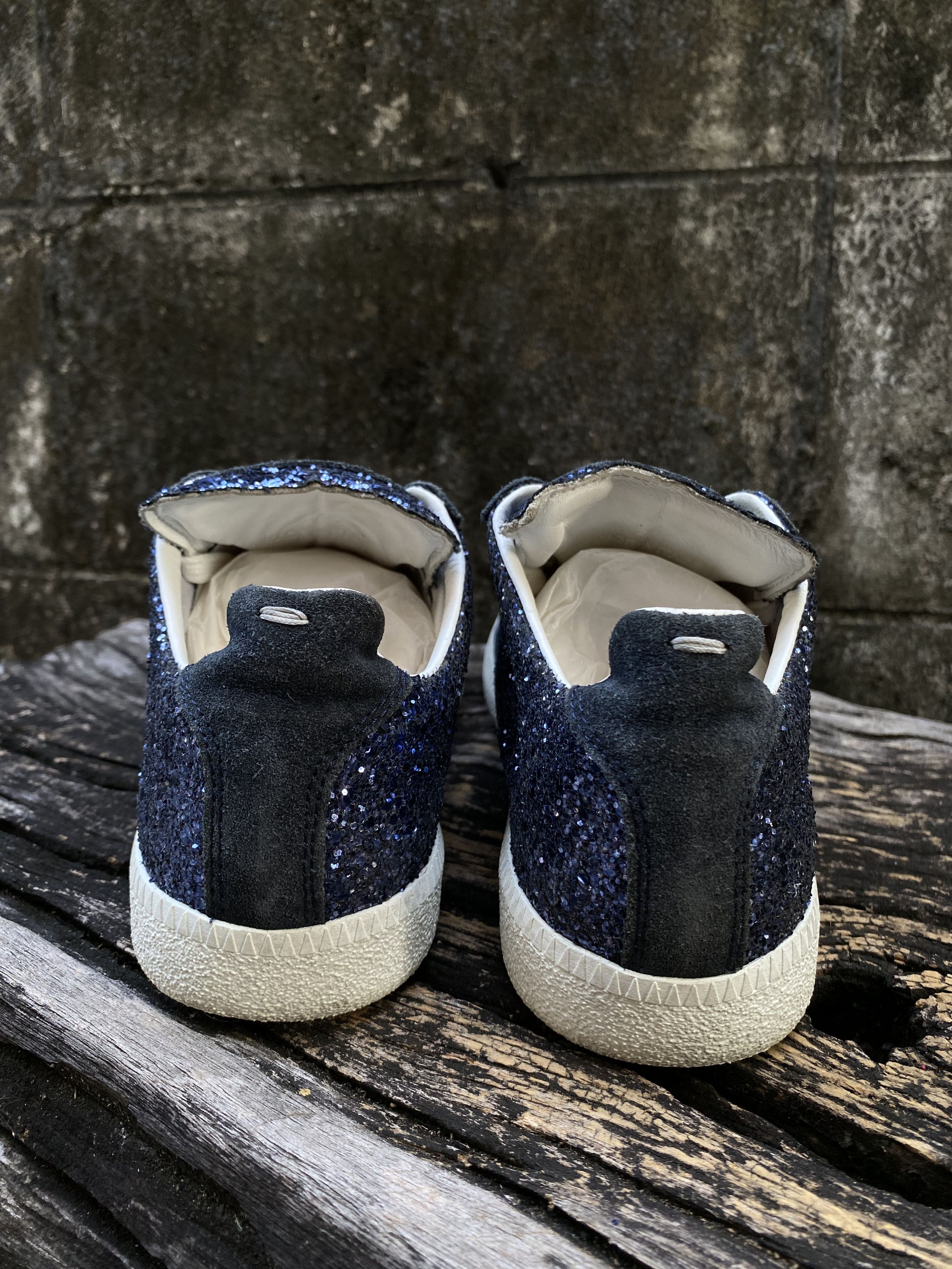 Maison Margiela Maison Margiela Replica Glitter Navy Sneakers EU36 Size US 6 / IT 36 - 4 Thumbnail