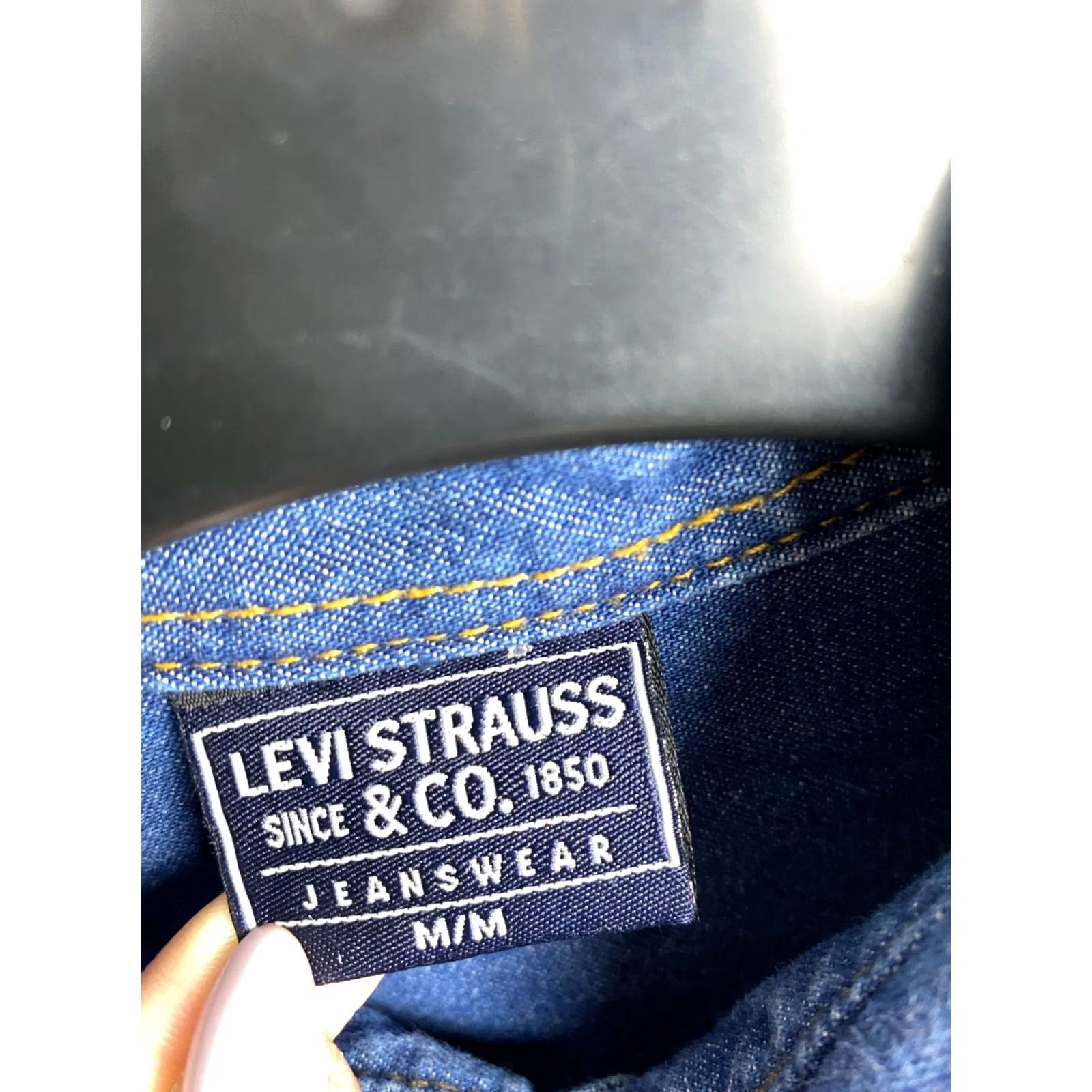 Levi's Levis 90s Vintage Mens Denim Jeans Shirt White Tab Size M Shirt Mens 90s Levi's Denim Blue Tab Vintage Size US M / EU 48-50 / 2 - 5 Thumbnail