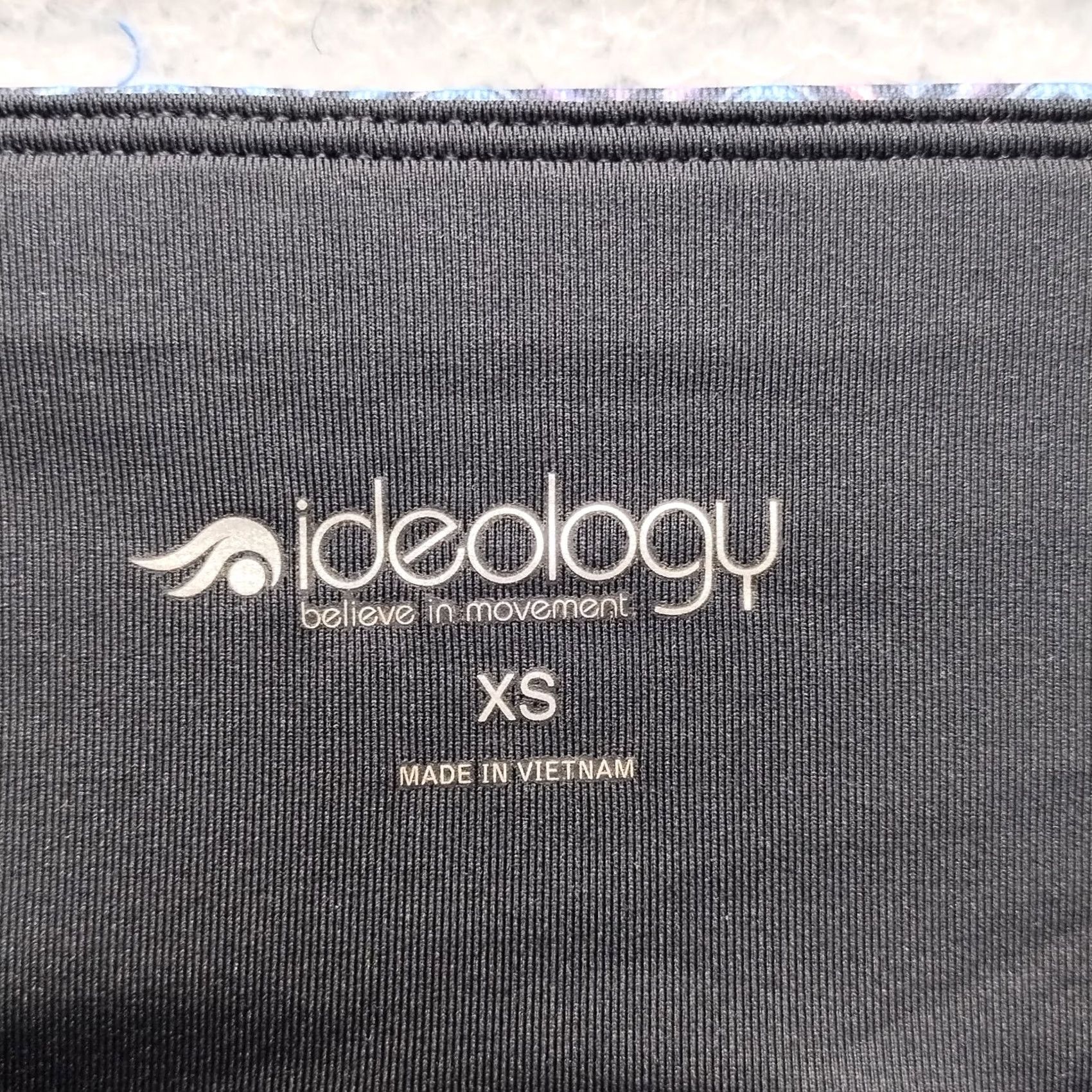 Vintage Ideology Leggings Womens XS Multi Chevron Print Fitness Running Mid-Rise Pull On Size 26" / US 2 / IT 38 - 7 Thumbnail