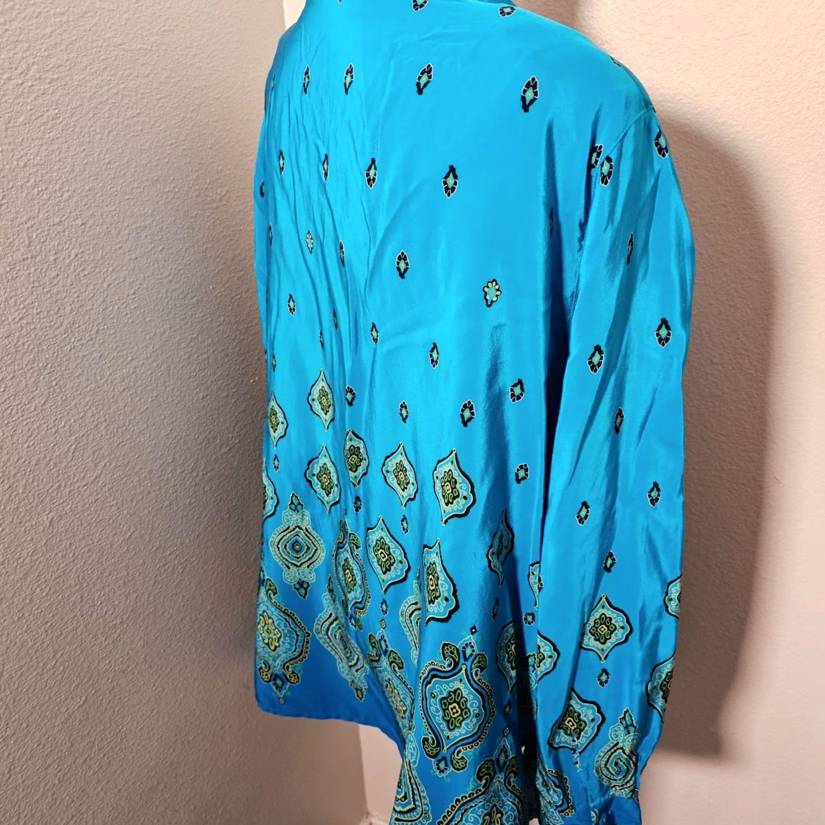 Vintage VINTAGE Silk Lore Silk Button-Up Shirt Womens 1X Blue Paisley Long Sleeve Collared Tunic Blouse Plus Size Size XL / US 12-14 / IT 48-50 - 4 Thumbnail