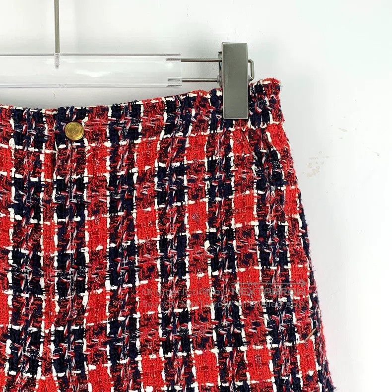 Gucci Gucci Red plaid cotton braided tweed casual shorts Size 26" / US 2 / IT 38 - 3 Thumbnail