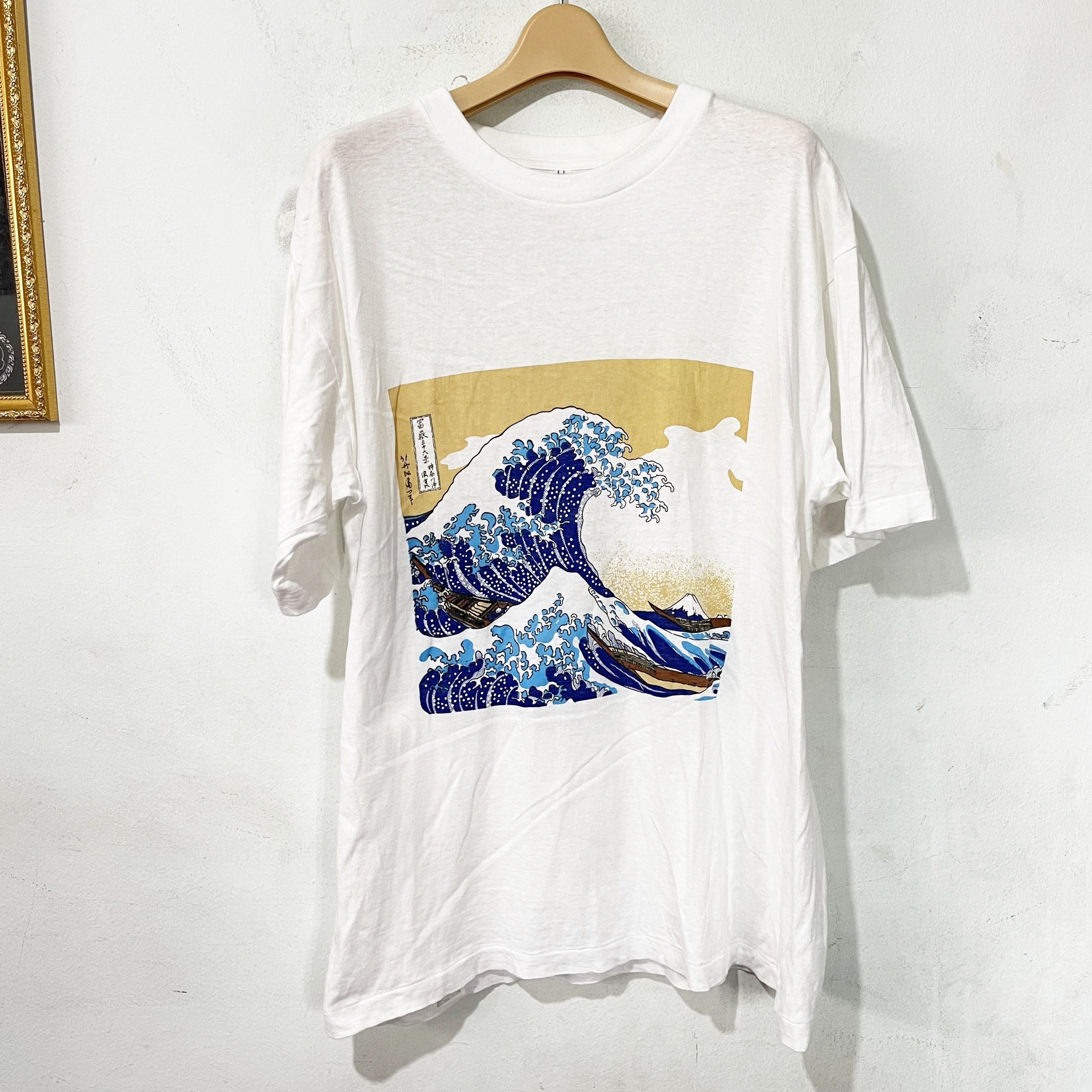 Vintage Vintage 90s Great Wave Hokusai T-Shirt Size US L / EU 52-54 / 3 - 1 Thumbnail
