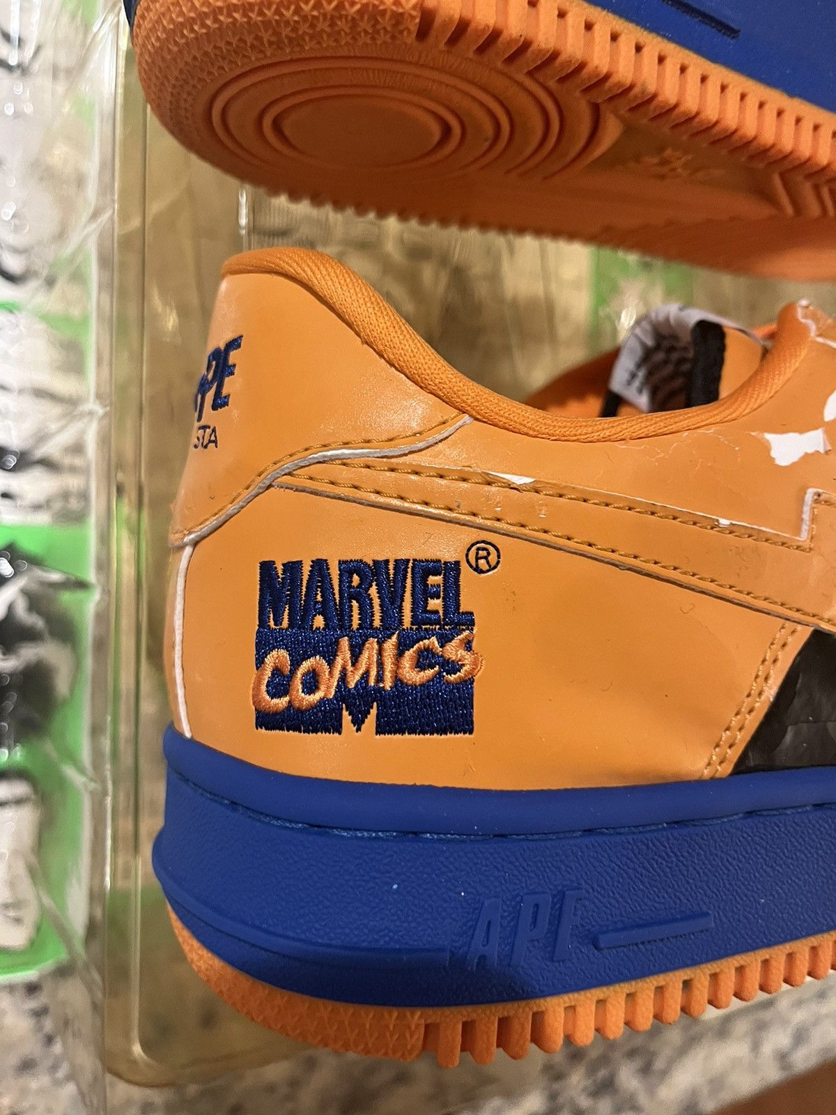 Bape × Marvel Comics Bape x Marvel Human Torch Bapesta Size US 10.5 / EU 43-44 - 3 Thumbnail