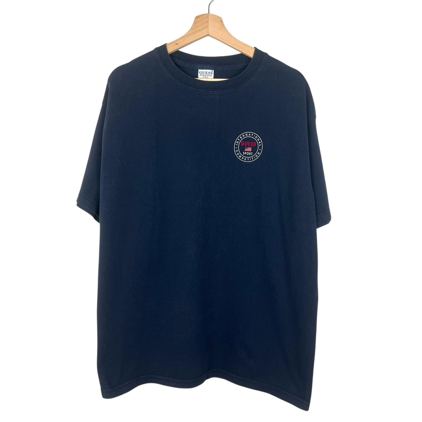 Guess Vintage 90s Guess Sport USA Navy Blue T Shirt Large Size US L / EU 52-54 / 3 - 1 Thumbnail
