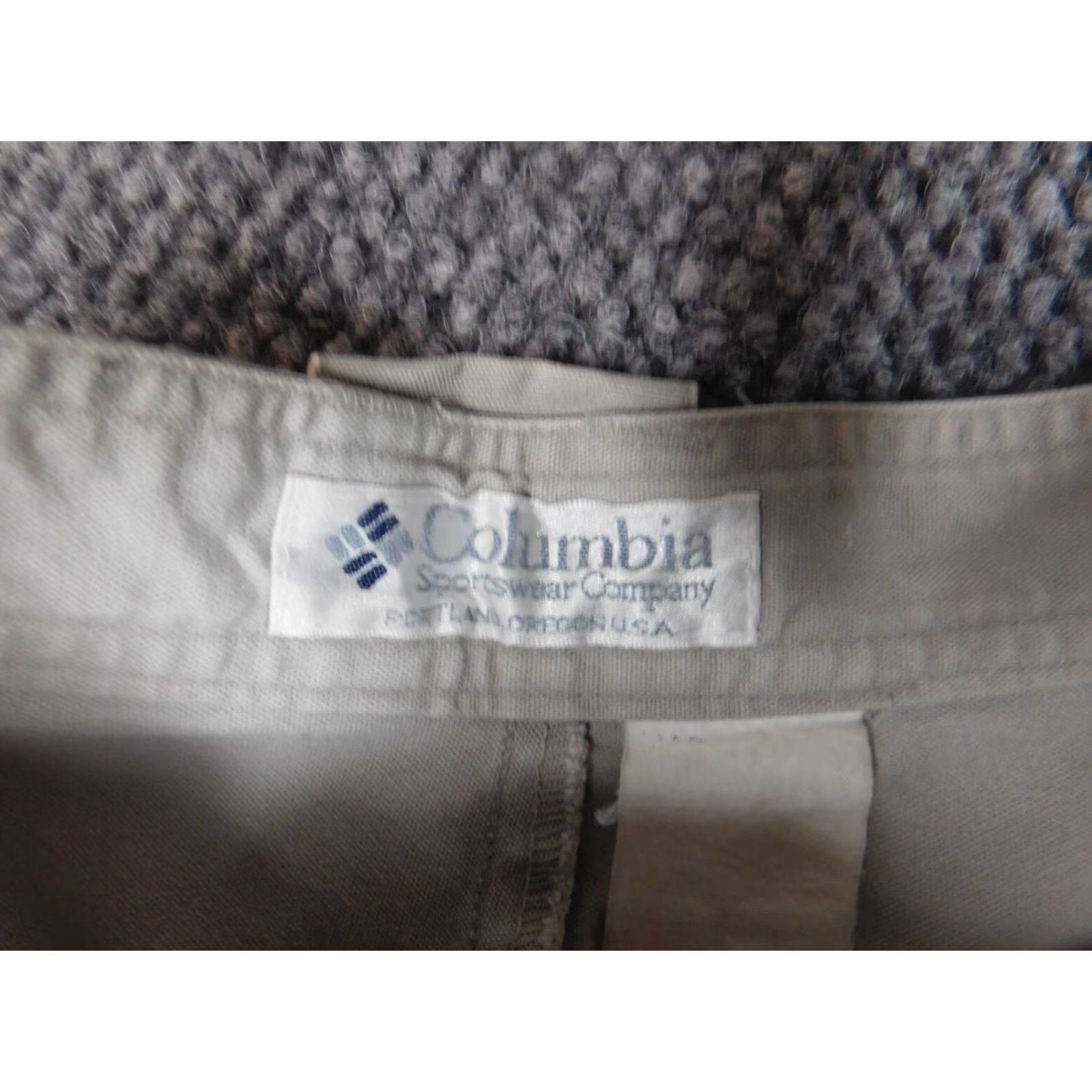 Vintage Columbia Shorts Womens S Beige Cargo Stretch Outdoor Regular Size Small Size 42" / US 20 - 6 Thumbnail