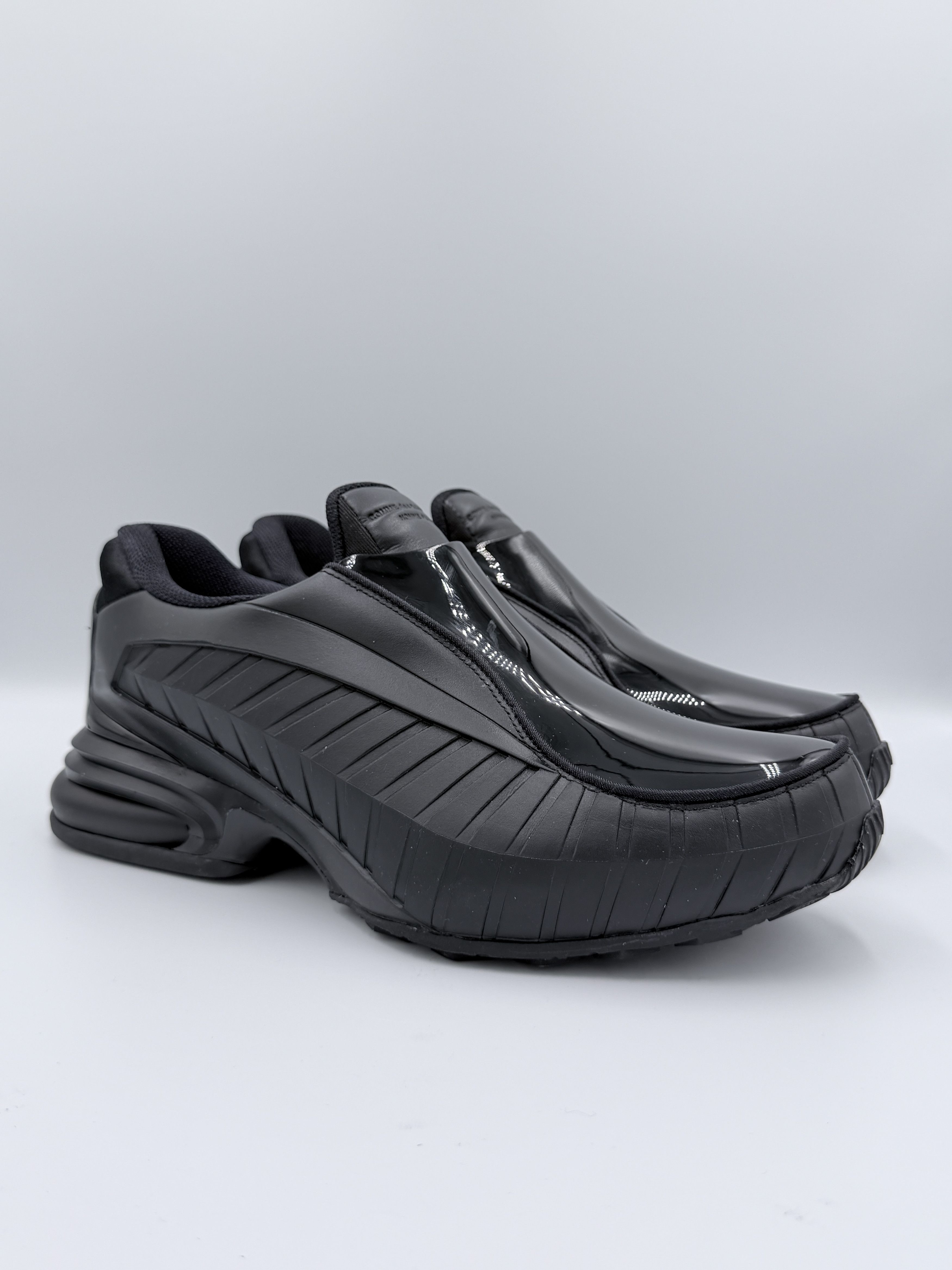 Comme des Garcons × Nike Comme des Garcons Nike Air Max Dolce Black Size US 10.5 / EU 43-44 - 1 Thumbnail