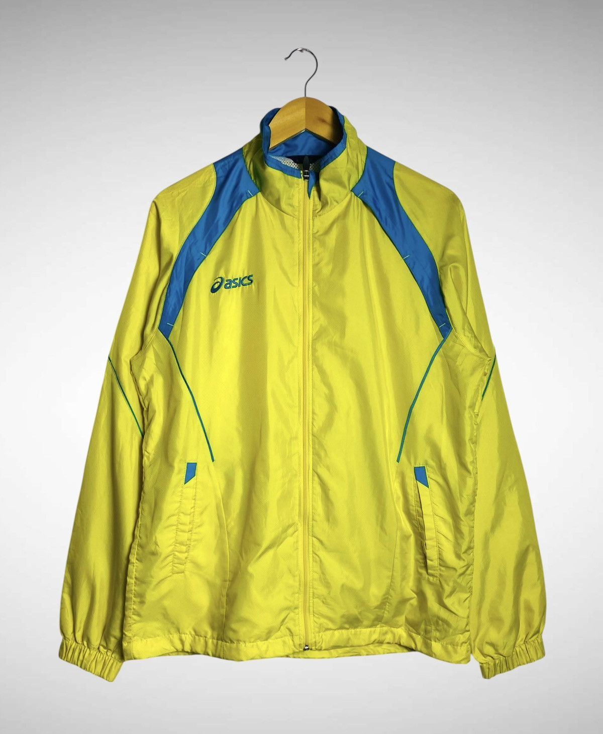Asics Vintage Asics Windbreaker Light Jacket Size US L / EU 52-54 / 3 - 1 Thumbnail