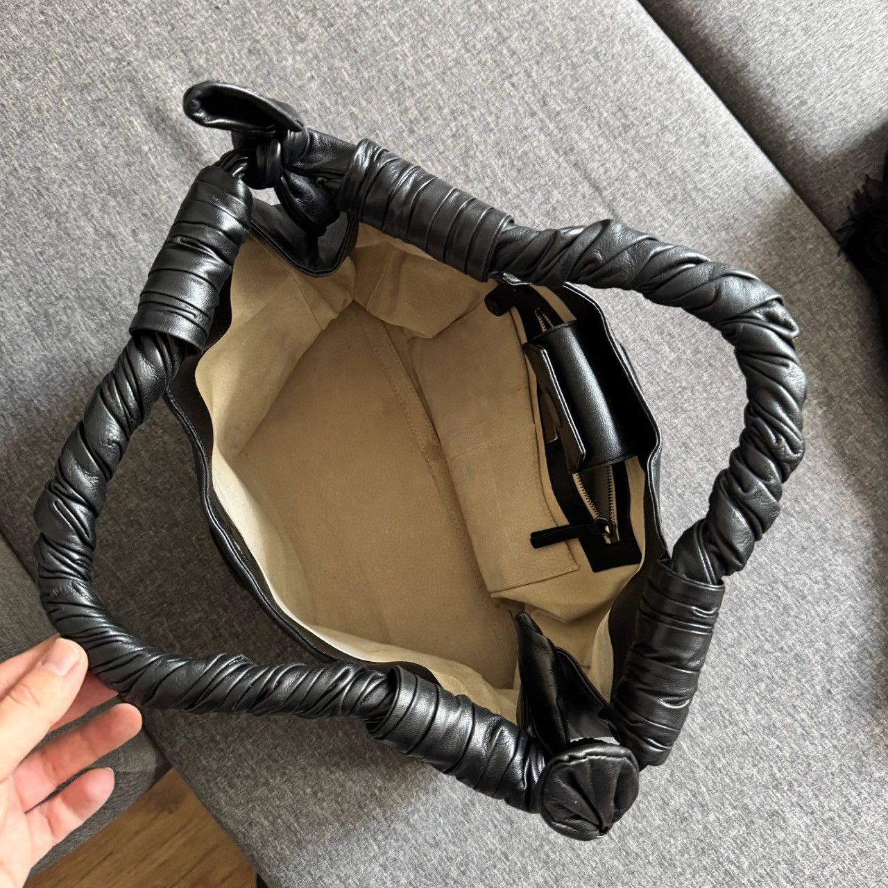 Giorgio Armani Giorgio Armani Black Oversized Leather Daily Bag Size ONE SIZE - 10 Thumbnail