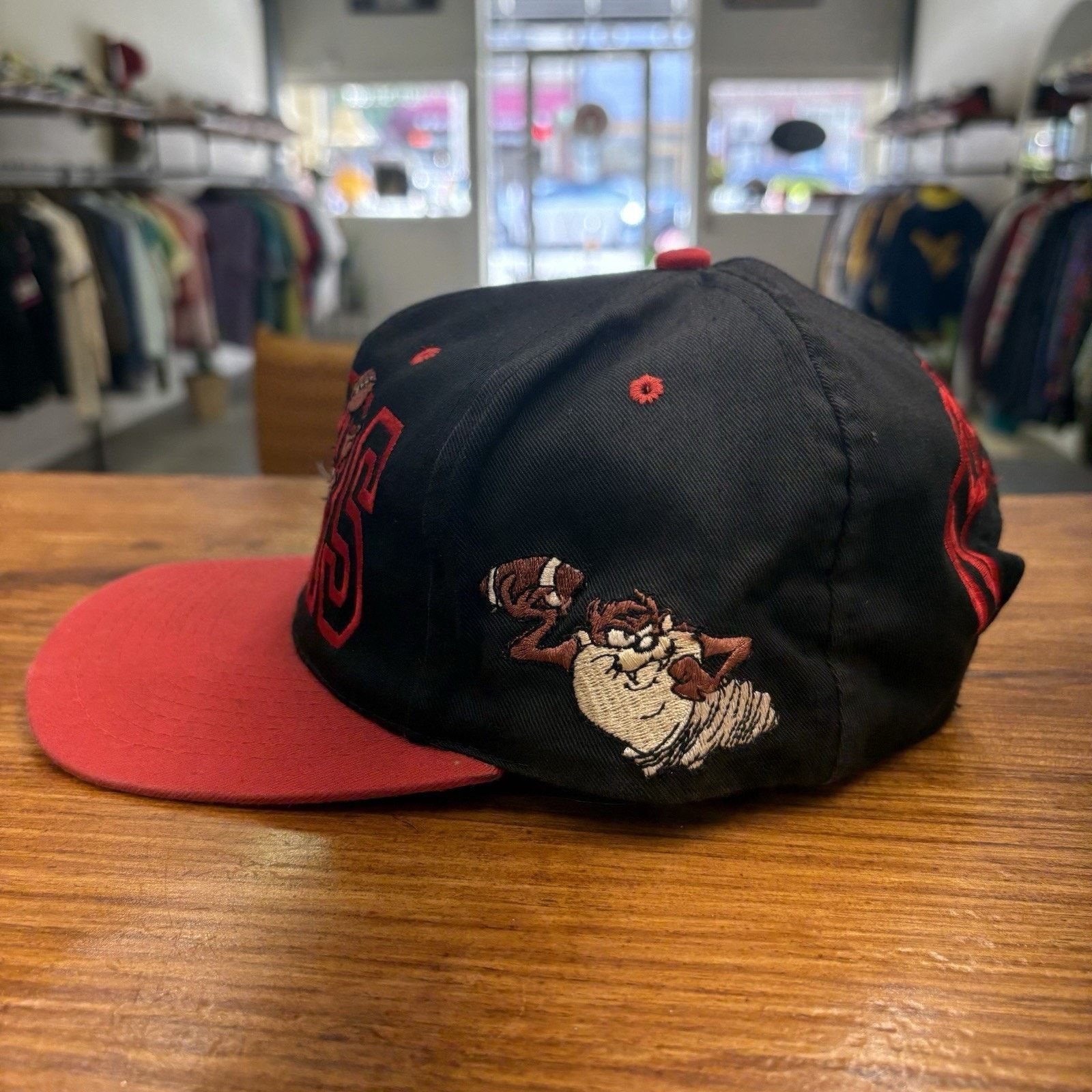 Logo 7 Vintage 90s NFL SF 49ers X Taz Looney Toons Snap Back Hat Size ONE SIZE - 5 Thumbnail