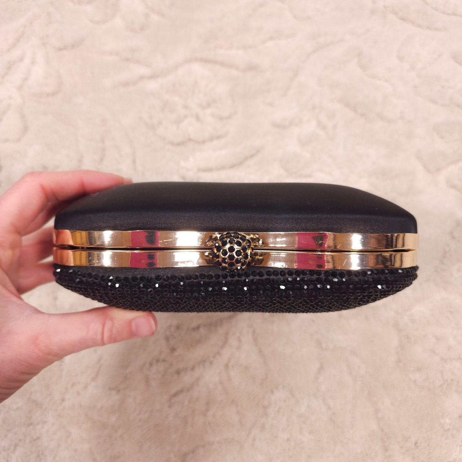 Other Rhinestone Pave Heart Convertible Clutch Crossbody Bag Black Size ONE SIZE - 6 Thumbnail