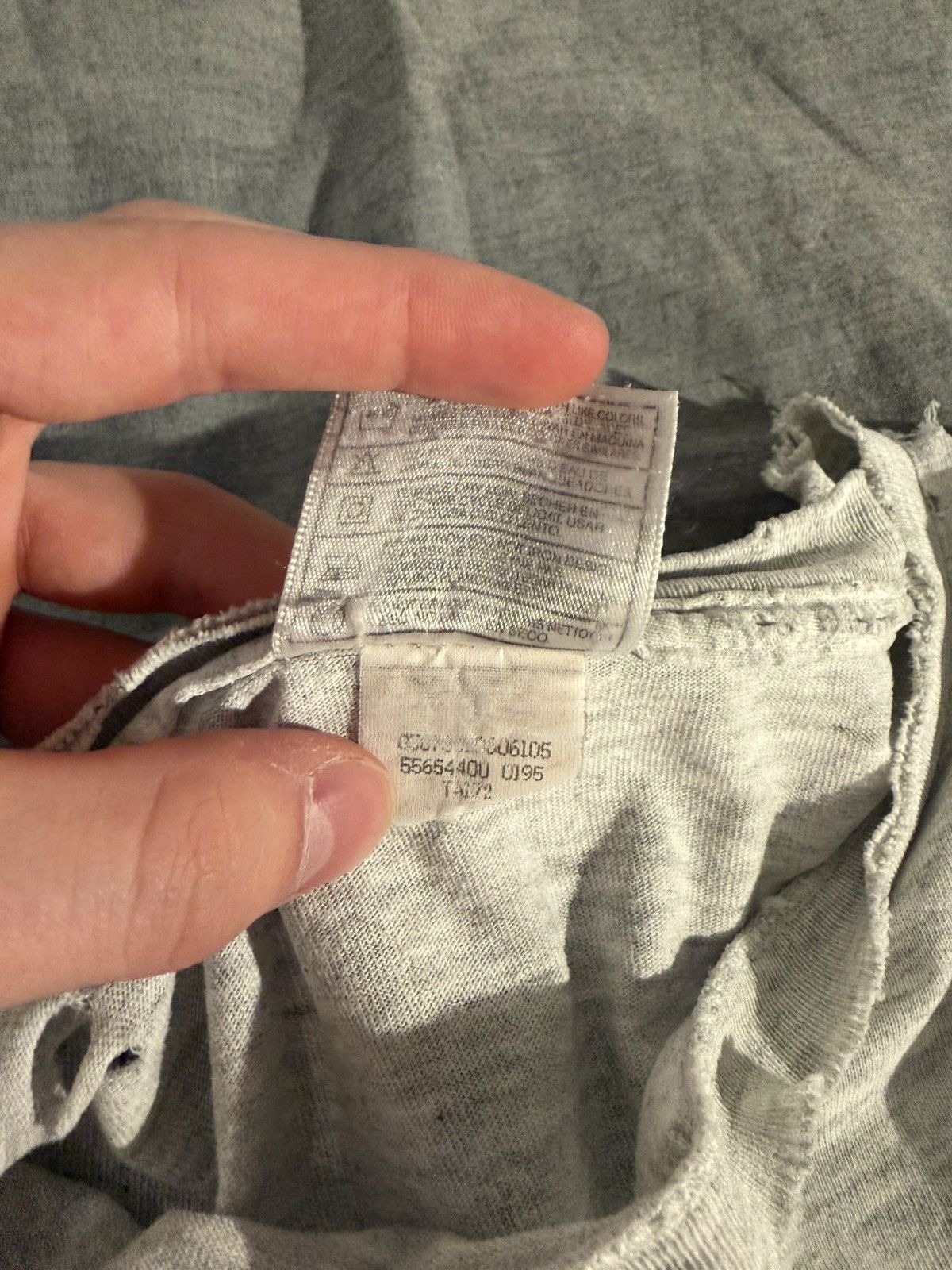 Nike Vintage Nike Athletic Tee Distress Size US L / EU 52-54 / 3 - 7 Thumbnail