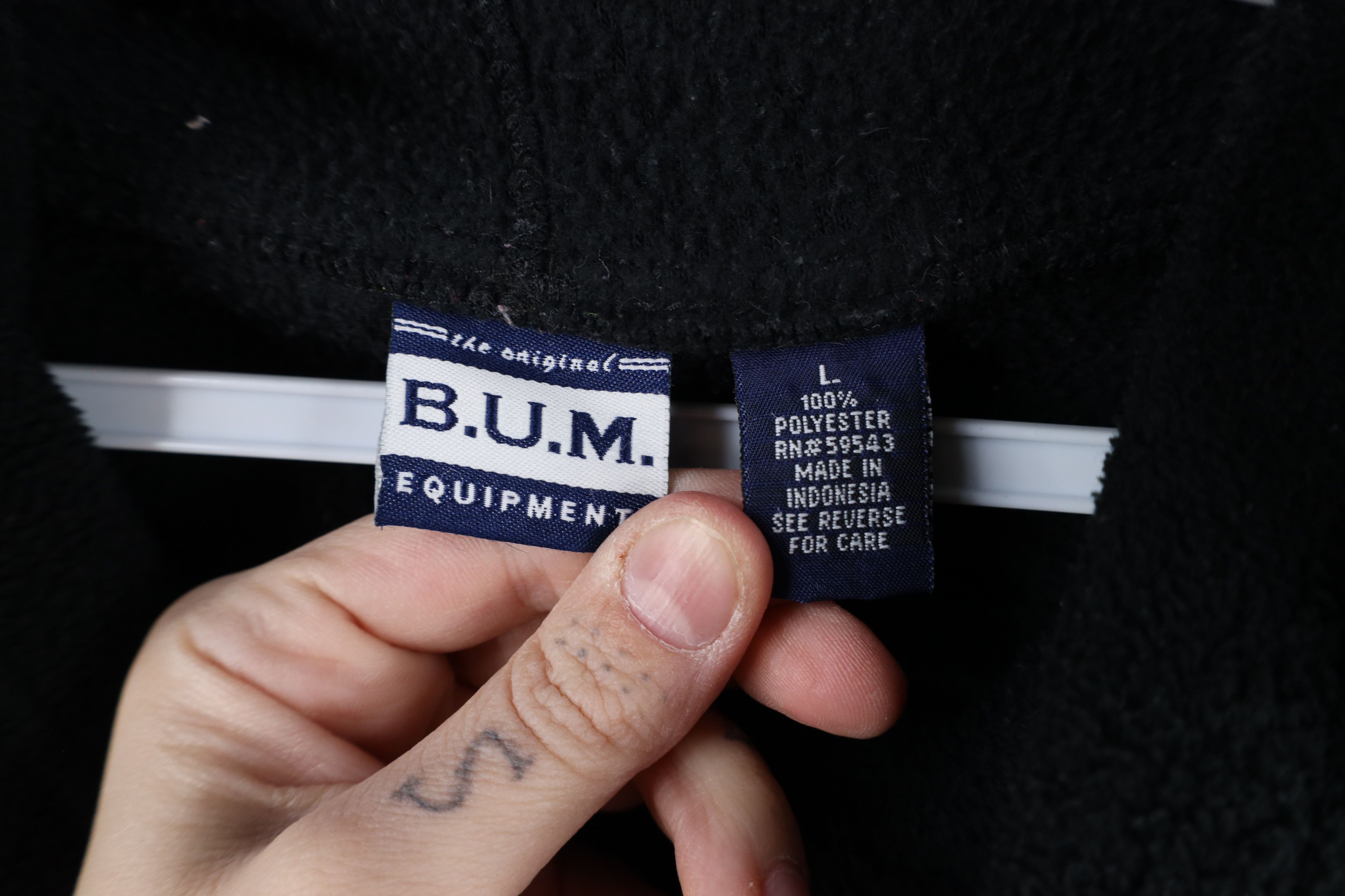 Vintage Vintage 90s Bum Equipment Fleece Hoodie Sweatshirt Black Size US L / EU 52-54 / 3 - 6 Thumbnail