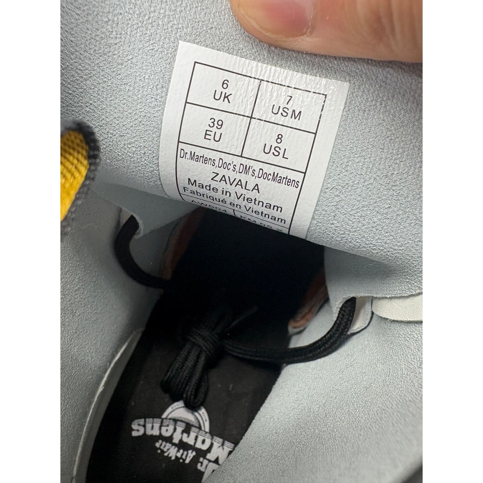 Dr. Martens Dr Martens Zavala Combat Boots Womens 8 White Black Leather Size US 8 / IT 38 - 7 Thumbnail