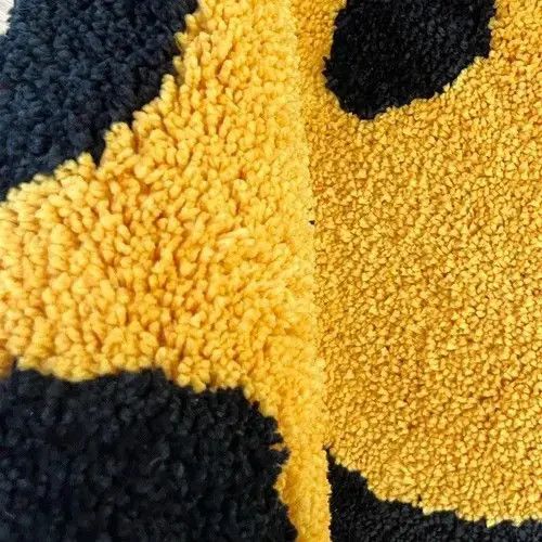 VIBE Trippy Smiling Tufting Rug Size ONE SIZE - 3 Thumbnail