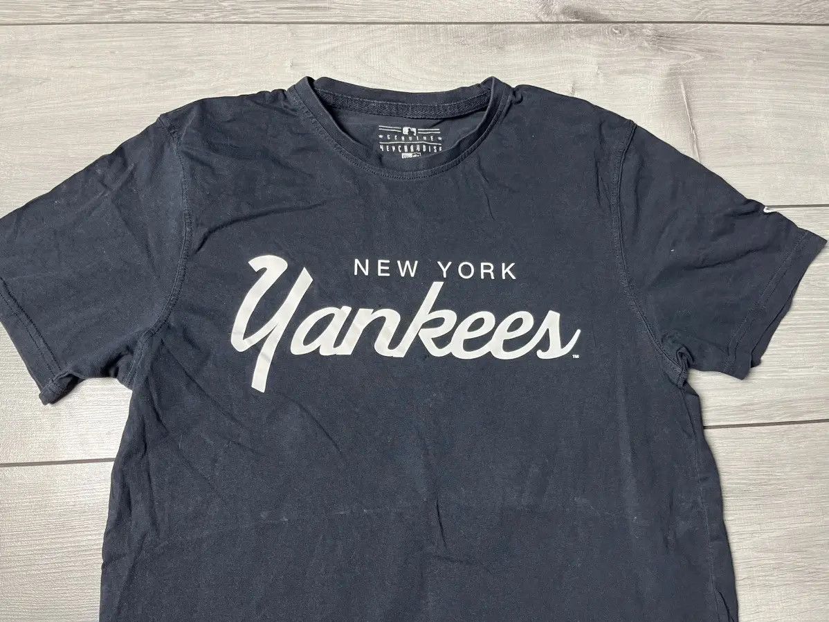 MLB New York Yankees T-shirt size Medium Size US M / EU 48-50 / 2 - 3 Thumbnail