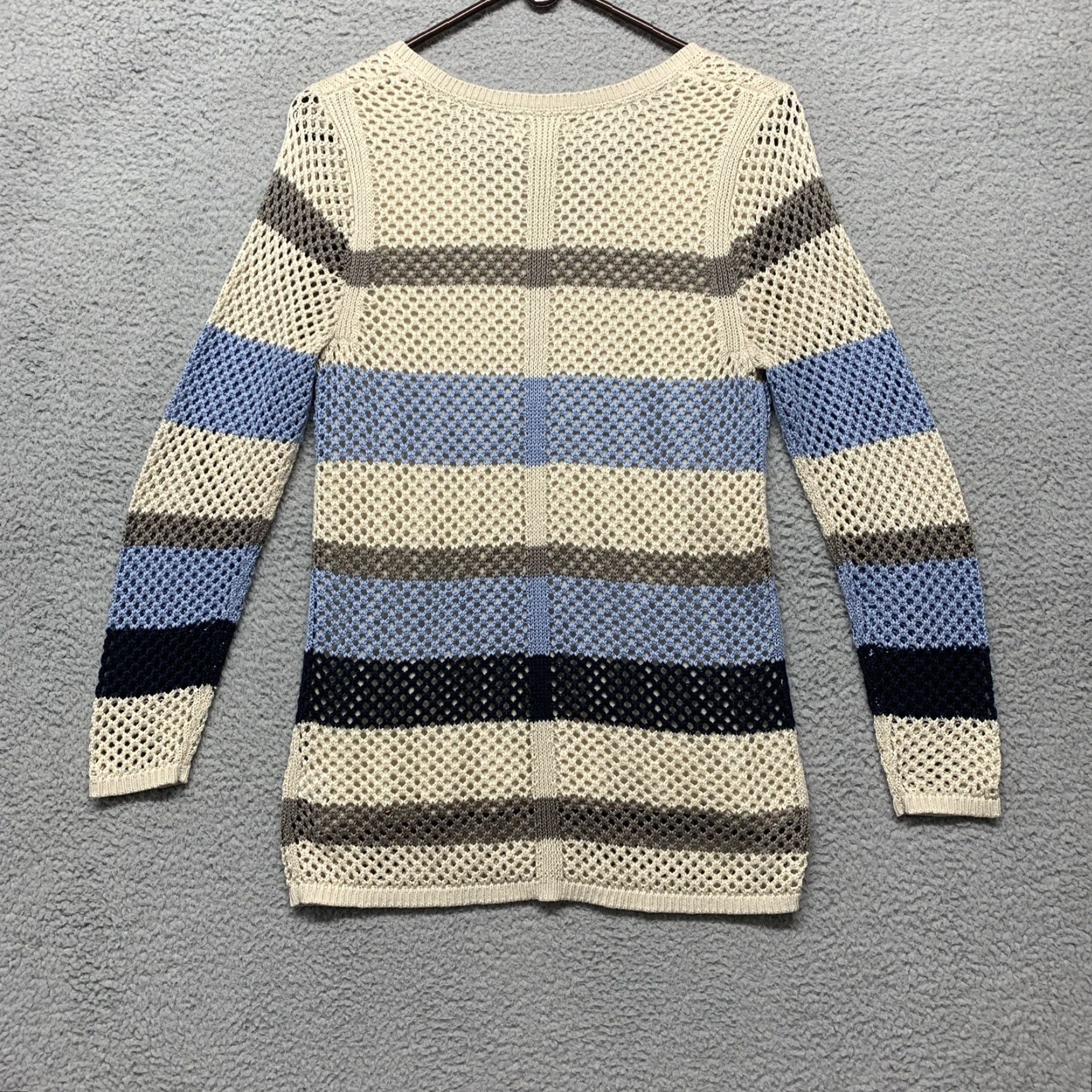 Croft & Barrow Croft & Barrow Women’s Long Sleeve Knitted Top Stripe Cream Blue Tones V-Neck M Blue Tan Women Knitted Top Stripe V-Neck Long Sleeve Croft & Barrow Size M / US 6-8 / IT 42-44 - 4 Thumbnail